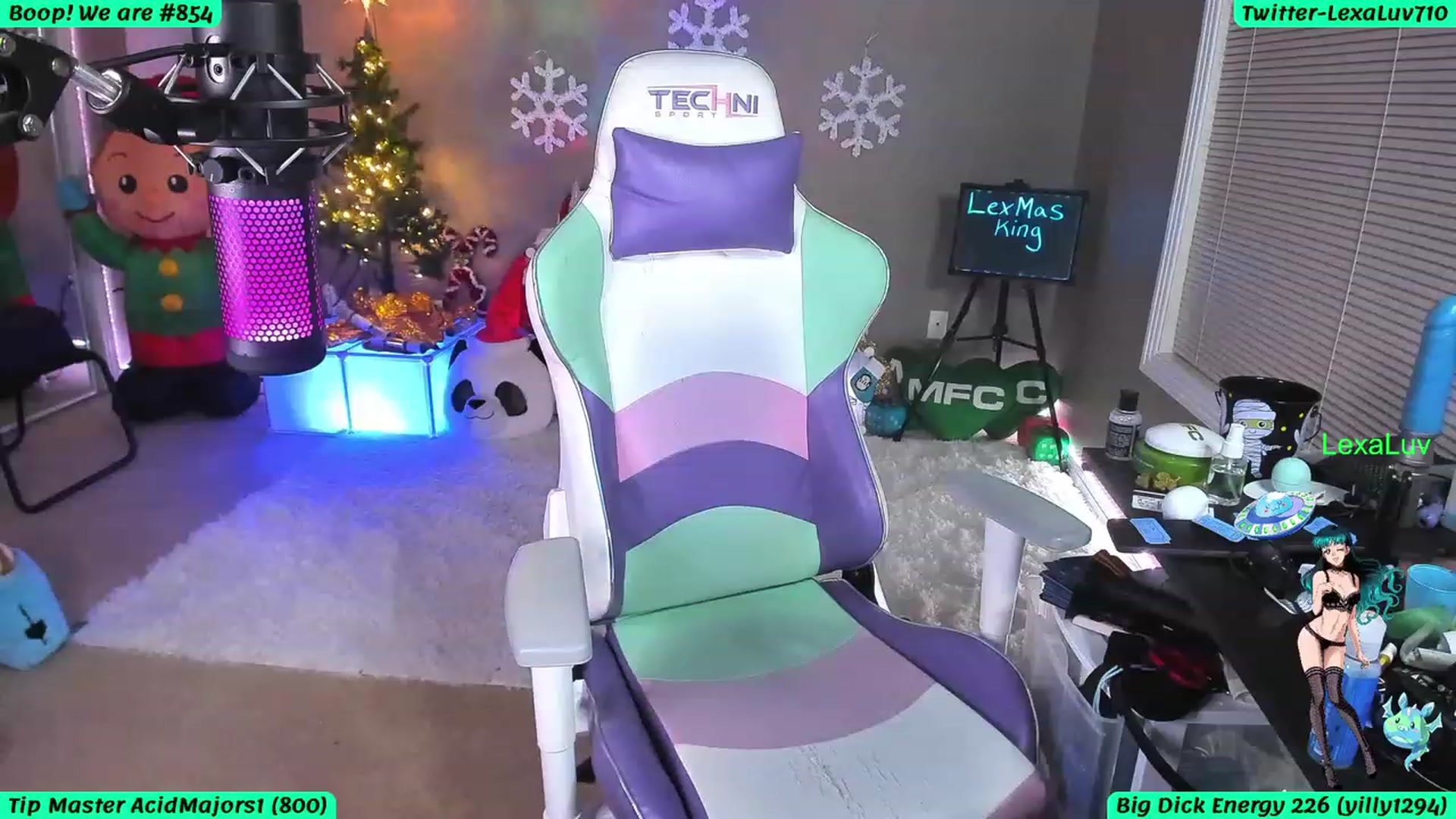 Gallery image thumbnail from LexaLuv's myfreecams stream on, 12/02/2022, 02:40 image 9 of 20
