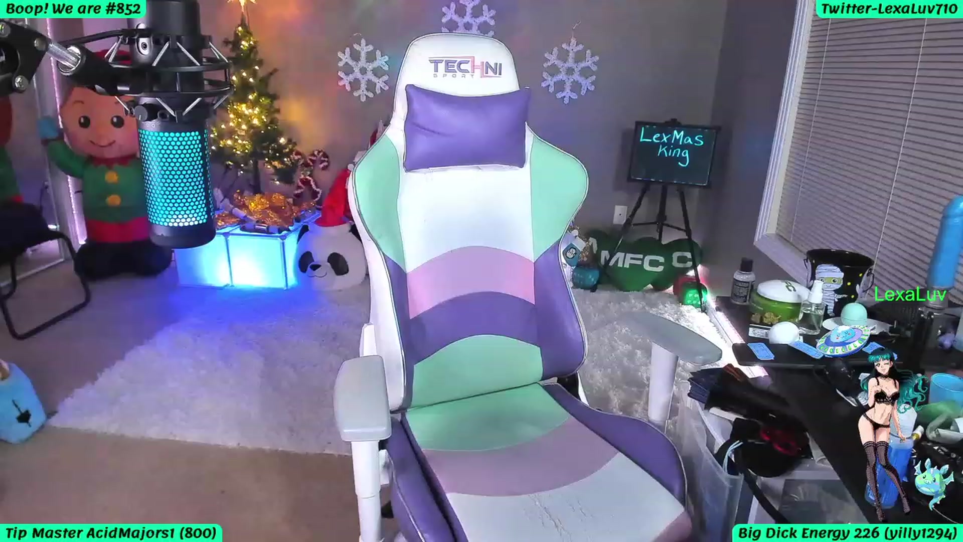 Gallery image thumbnail from LexaLuv's myfreecams stream on, 12/02/2022, 02:56 image 9 of 20