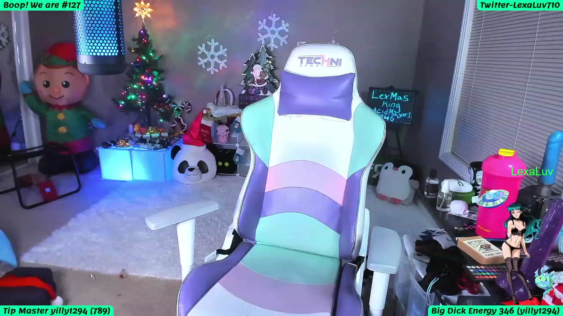 Gallery image thumbnail from LexaLuv's myfreecams stream on, 12/07/2022, 06:23 image 1 of 20