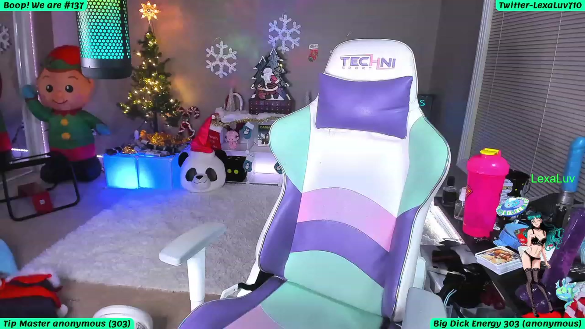 Gallery image thumbnail from LexaLuv's myfreecams stream on, 12/08/2022, 03:54 image 15 of 20