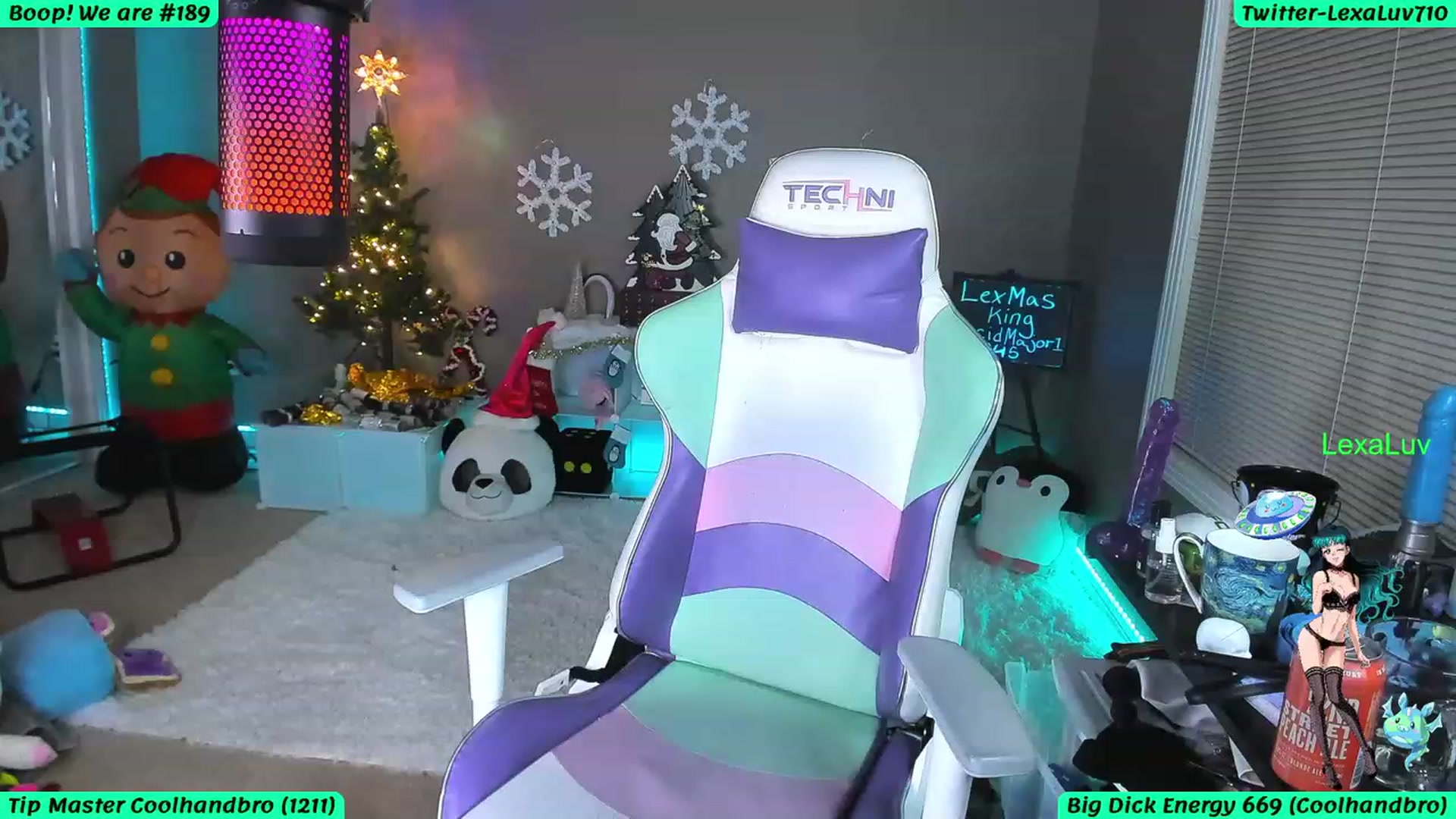 Gallery image thumbnail from LexaLuv's myfreecams stream on, 12/12/2022, 07:41 image 16 of 20