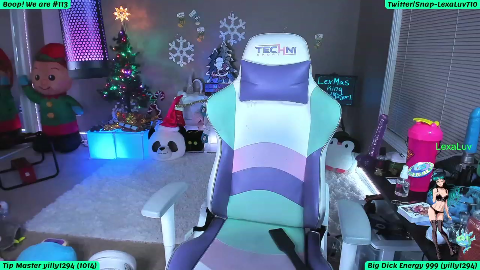 Gallery image thumbnail from LexaLuv's myfreecams stream on, 12/15/2022, 07:20 image 9 of 20
