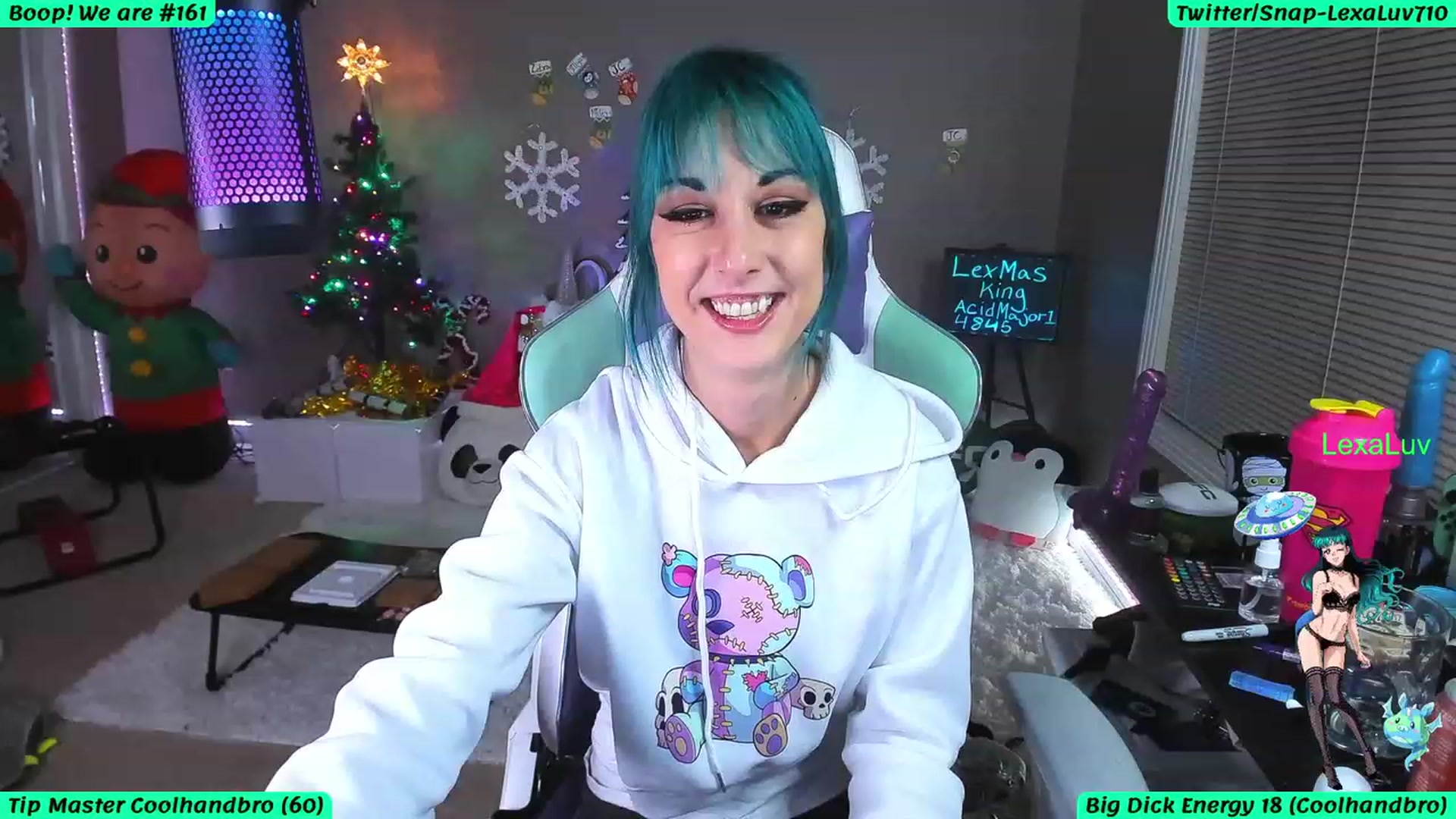 Gallery image thumbnail from LexaLuv's myfreecams stream on, 12/18/2022, 05:52 image 2 of 20