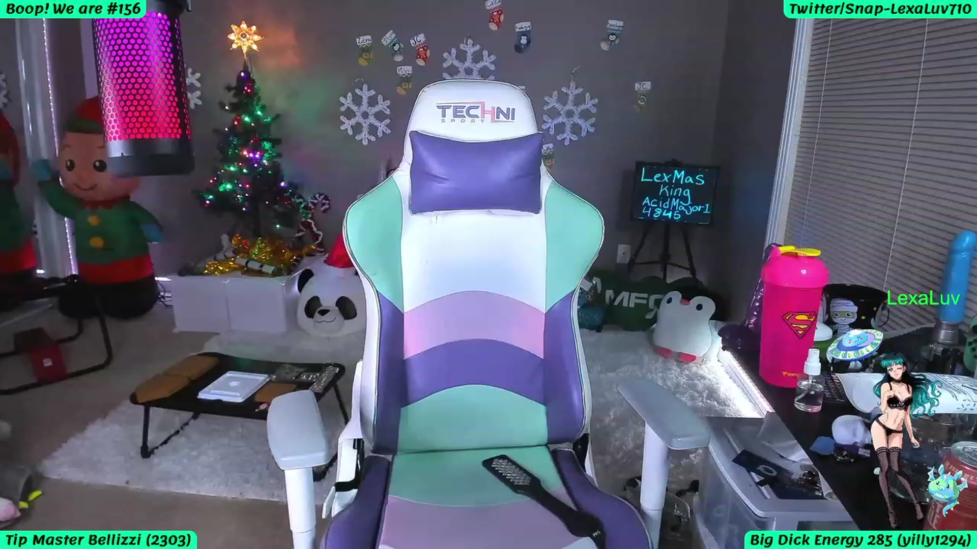 Gallery image thumbnail from LexaLuv's myfreecams stream on, 12/18/2022, 07:39 image 18 of 20