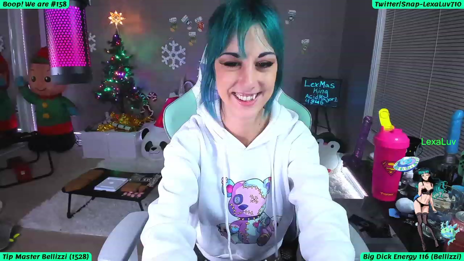 Gallery image thumbnail from LexaLuv's myfreecams stream on, 12/18/2022, 07:39 image 6 of 20