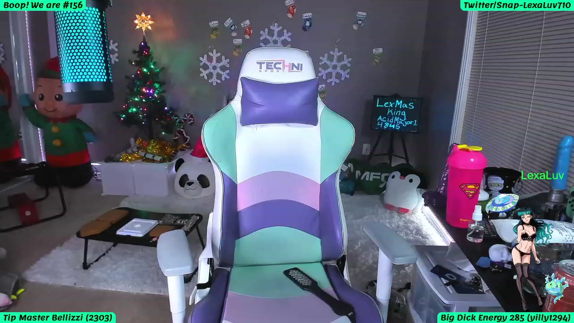 Gallery image thumbnail from LexaLuv's myfreecams stream on, 12/18/2022, 07:39 image 19 of 20