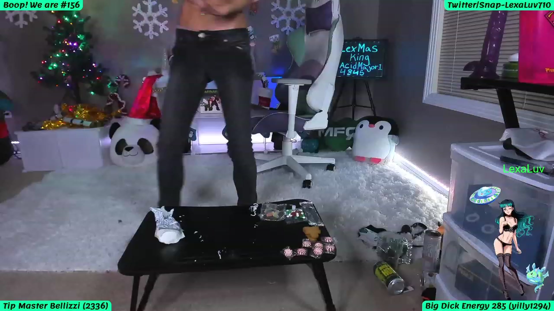 Gallery image thumbnail from LexaLuv's myfreecams stream on, 12/18/2022, 09:00 image 4 of 20