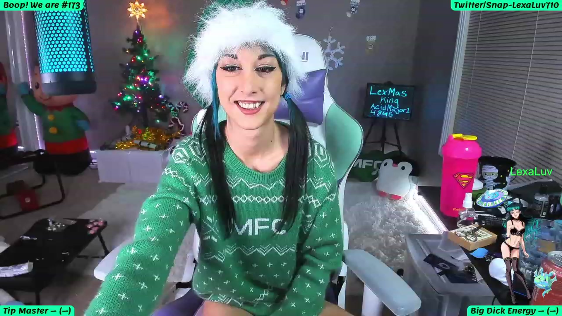 Gallery image thumbnail from LexaLuv's myfreecams stream on, 12/19/2022, 07:01 image 1 of 20