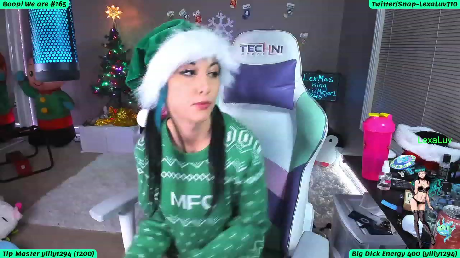 Gallery image thumbnail from LexaLuv's myfreecams stream on, 12/19/2022, 07:01 image 19 of 20