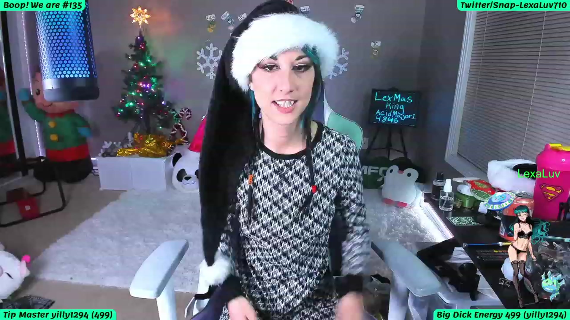 Gallery image thumbnail from LexaLuv's myfreecams stream on, 12/20/2022, 06:45 image 2 of 20