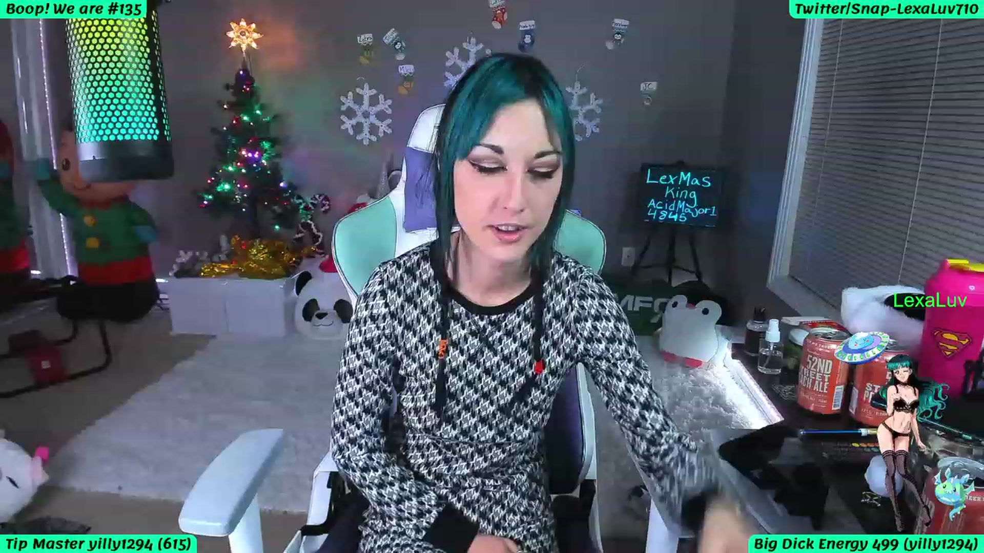 Gallery image thumbnail from LexaLuv's myfreecams stream on, 12/20/2022, 06:45 image 16 of 20