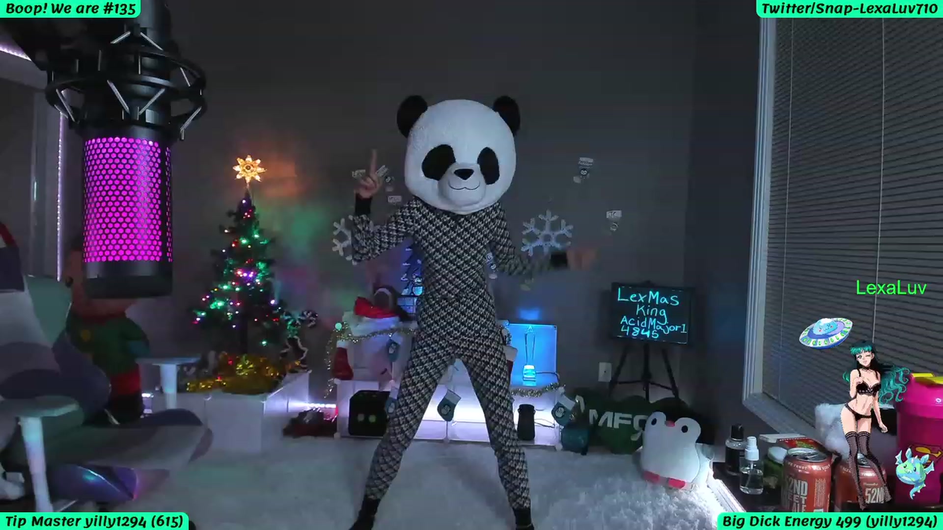 Gallery image thumbnail from LexaLuv's myfreecams stream on, 12/20/2022, 06:45 image 12 of 20