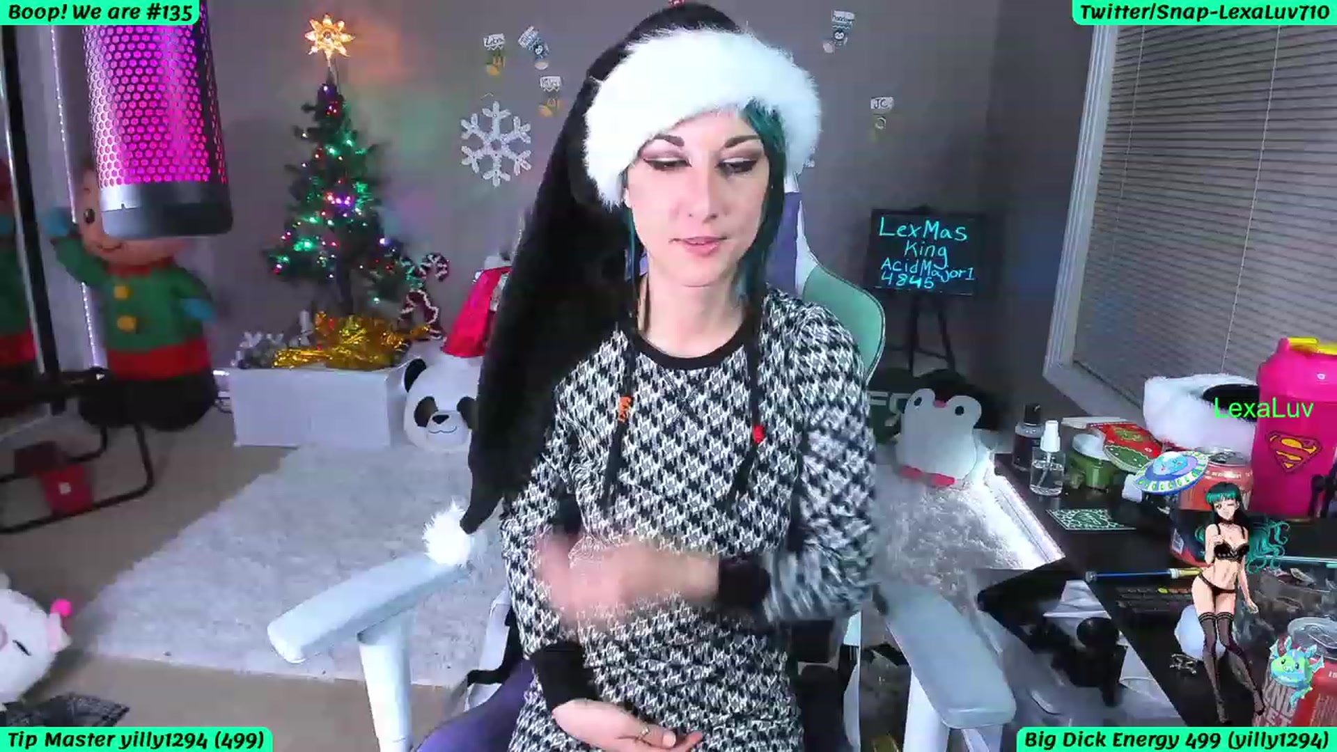Gallery image thumbnail from LexaLuv's myfreecams stream on, 12/20/2022, 06:45 image 6 of 20