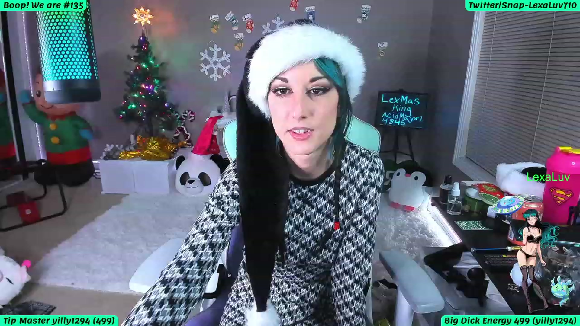 Gallery image thumbnail from LexaLuv's myfreecams stream on, 12/20/2022, 06:45 image 1 of 20