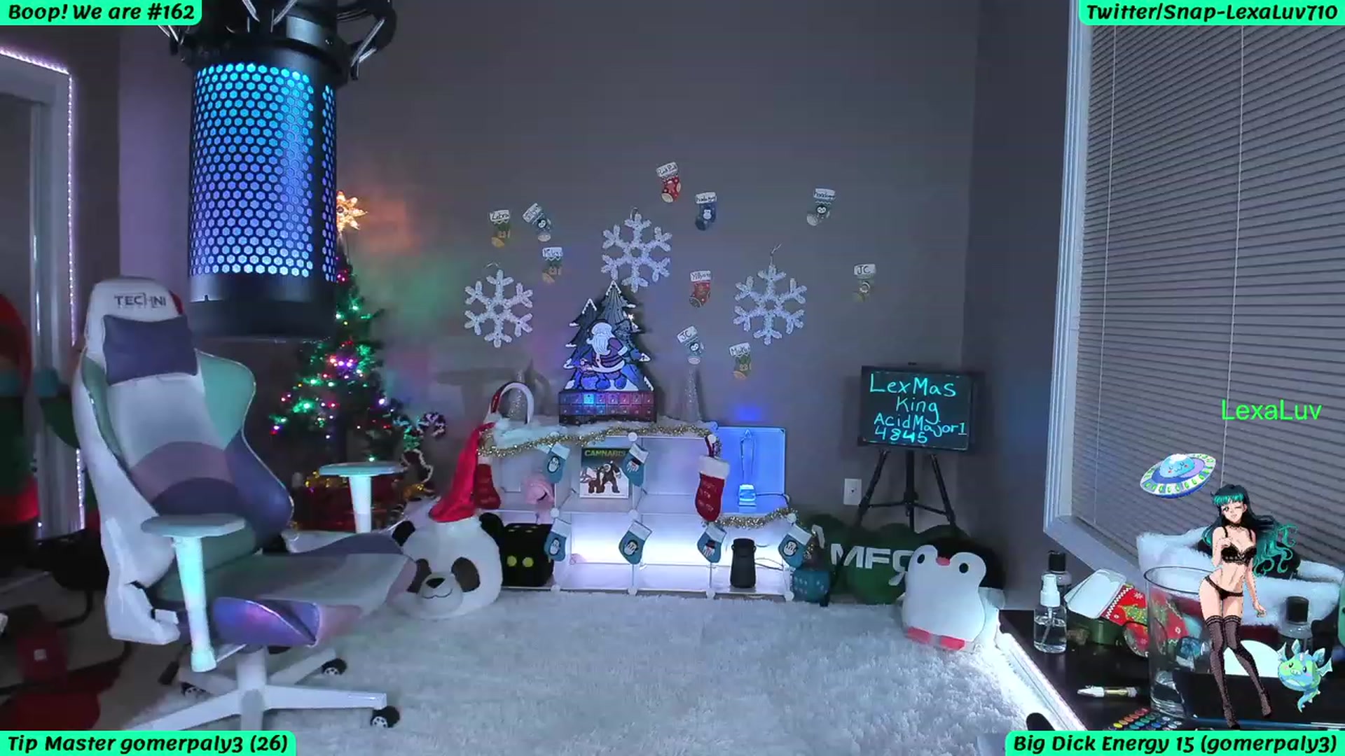 Gallery image thumbnail from LexaLuv's myfreecams stream on, 12/24/2022, 07:04 image 1 of 20