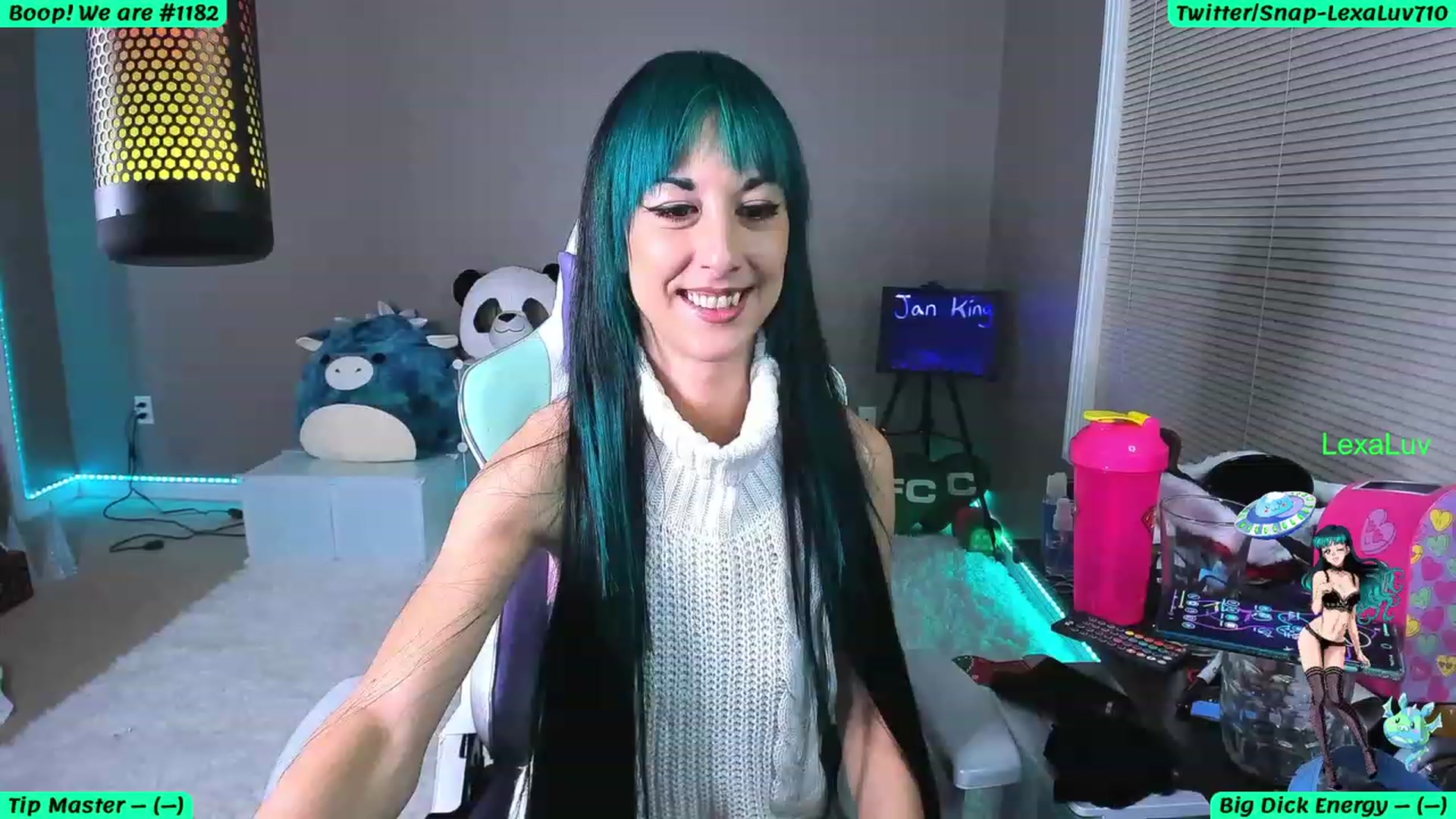 Gallery image thumbnail from LexaLuv's myfreecams stream on, 01/02/2023, 04:52 image 1 of 20