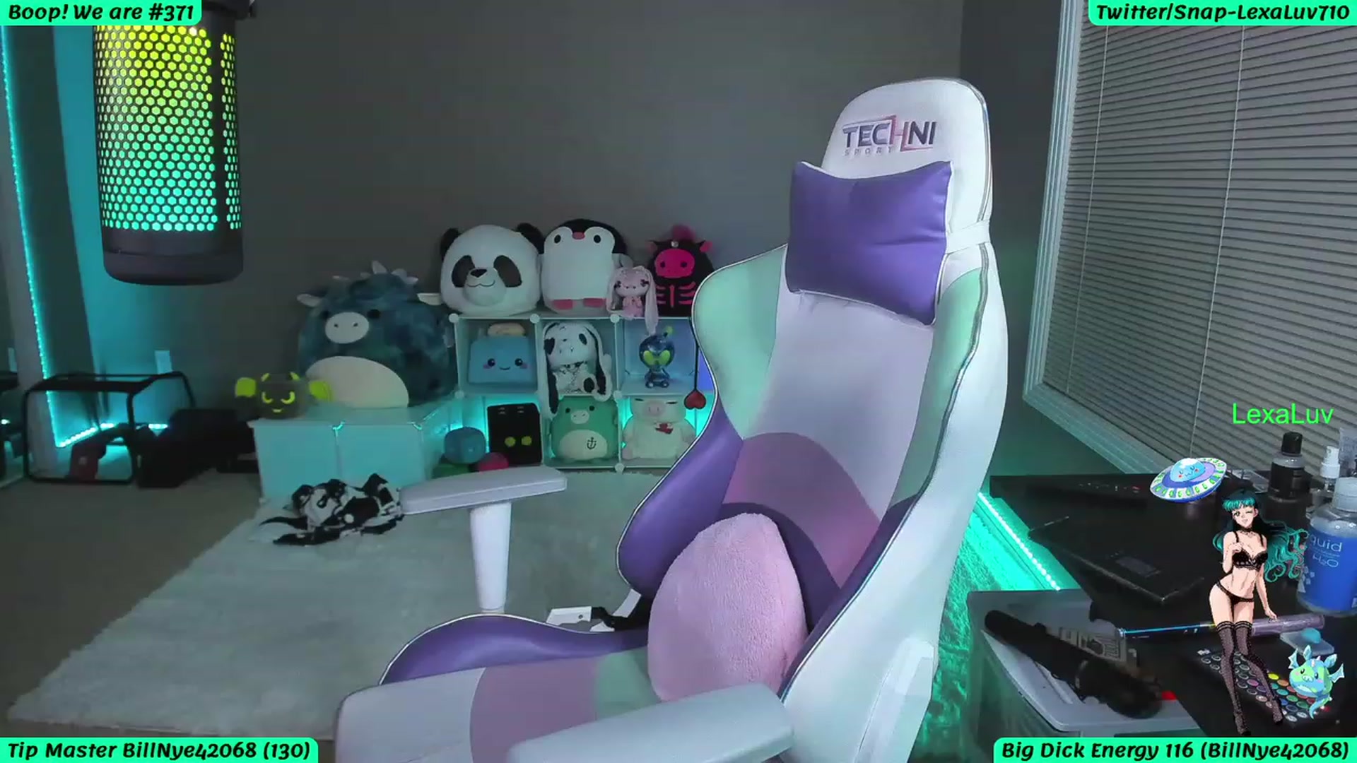 Gallery image thumbnail from LexaLuv's myfreecams stream on, 02/21/2023, 05:34 image 3 of 20