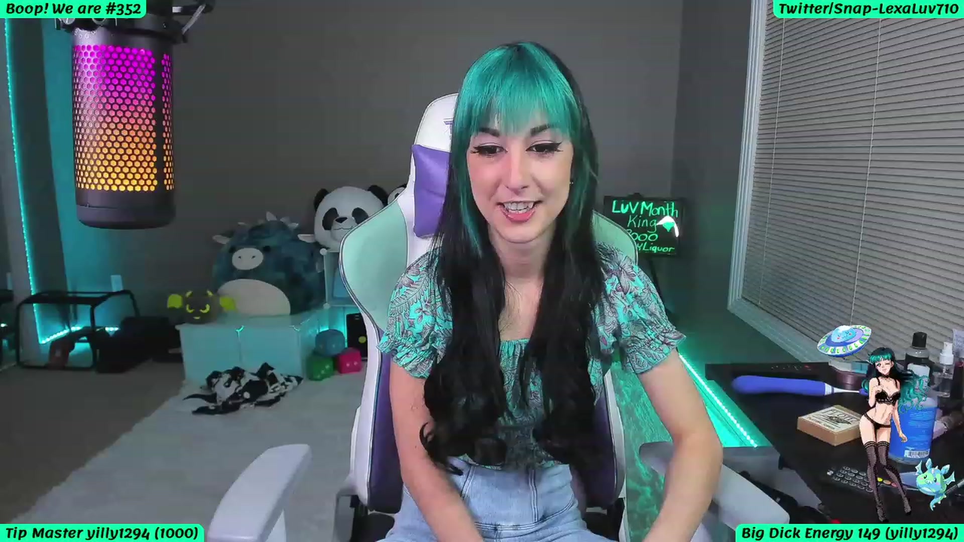 Gallery image thumbnail from LexaLuv's myfreecams stream on, 02/23/2023, 05:31 image 10 of 20