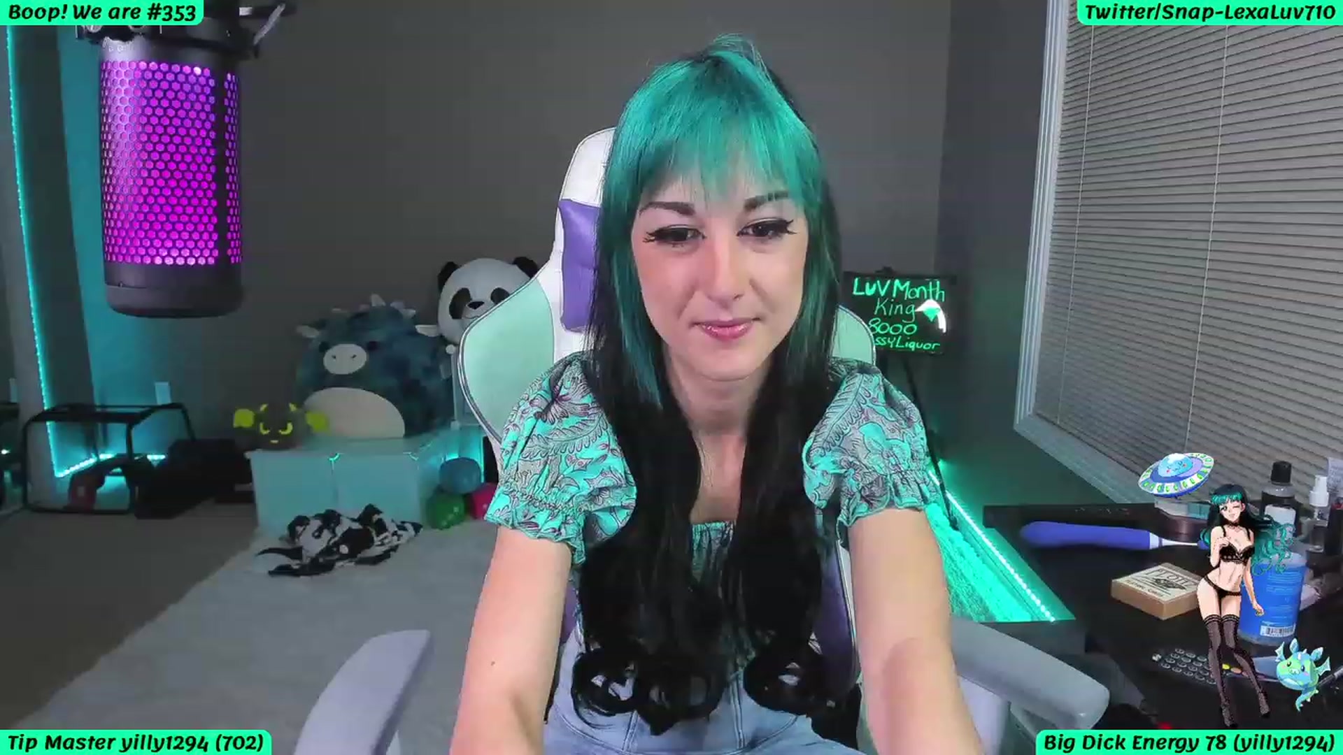 Gallery image thumbnail from LexaLuv's myfreecams stream on, 02/23/2023, 05:31 image 7 of 20