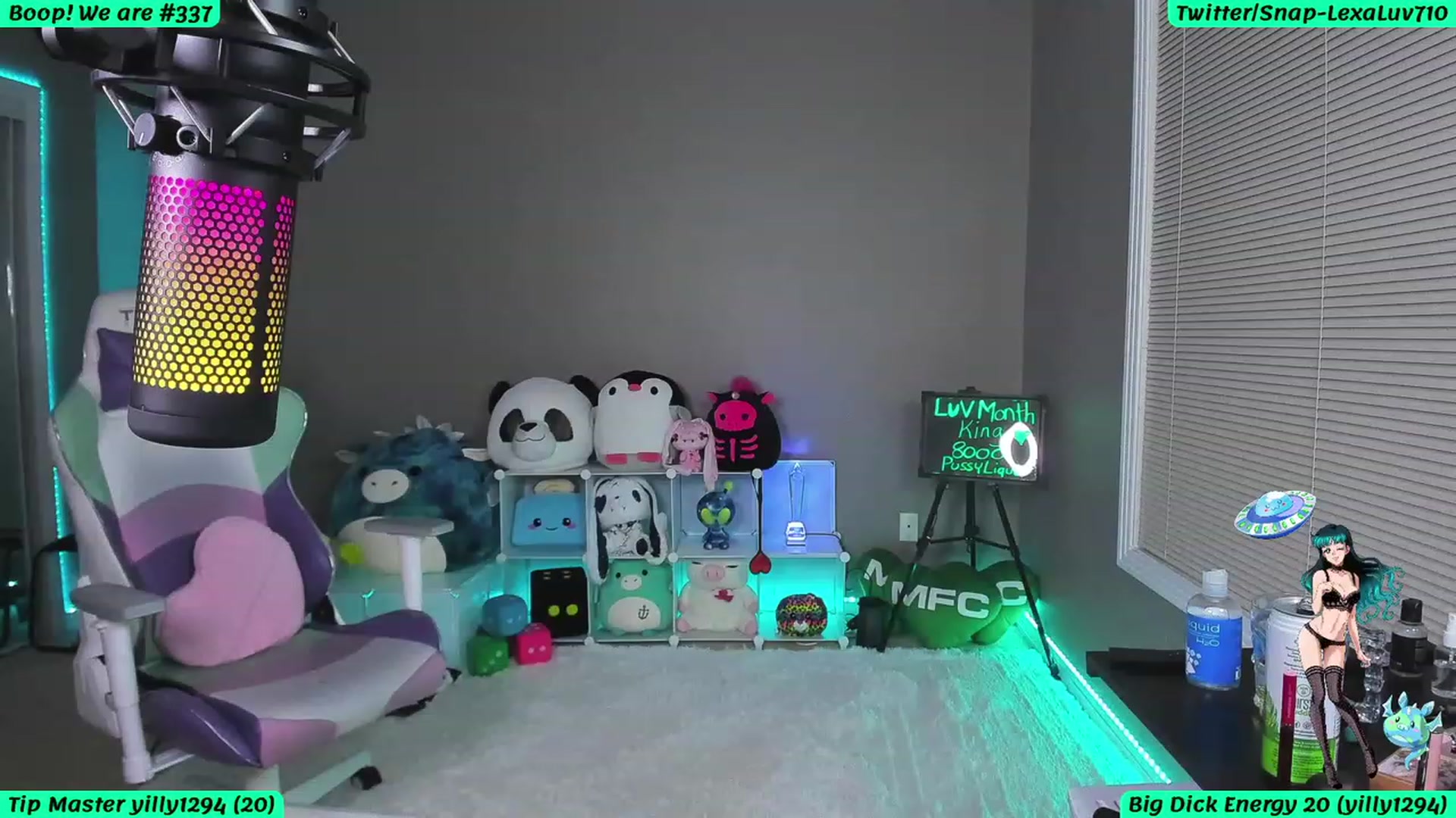 Gallery image thumbnail from LexaLuv's myfreecams stream on, 02/28/2023, 09:23 image 7 of 20