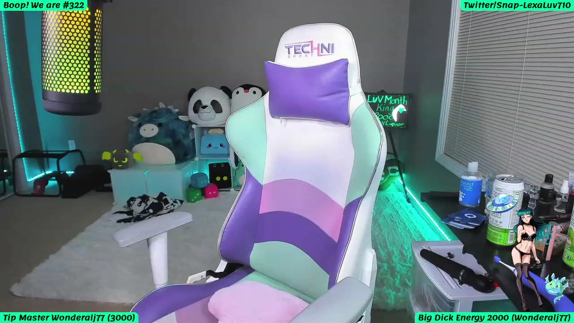 Gallery image thumbnail from LexaLuv's myfreecams stream on, 02/28/2023, 11:38 image 2 of 20