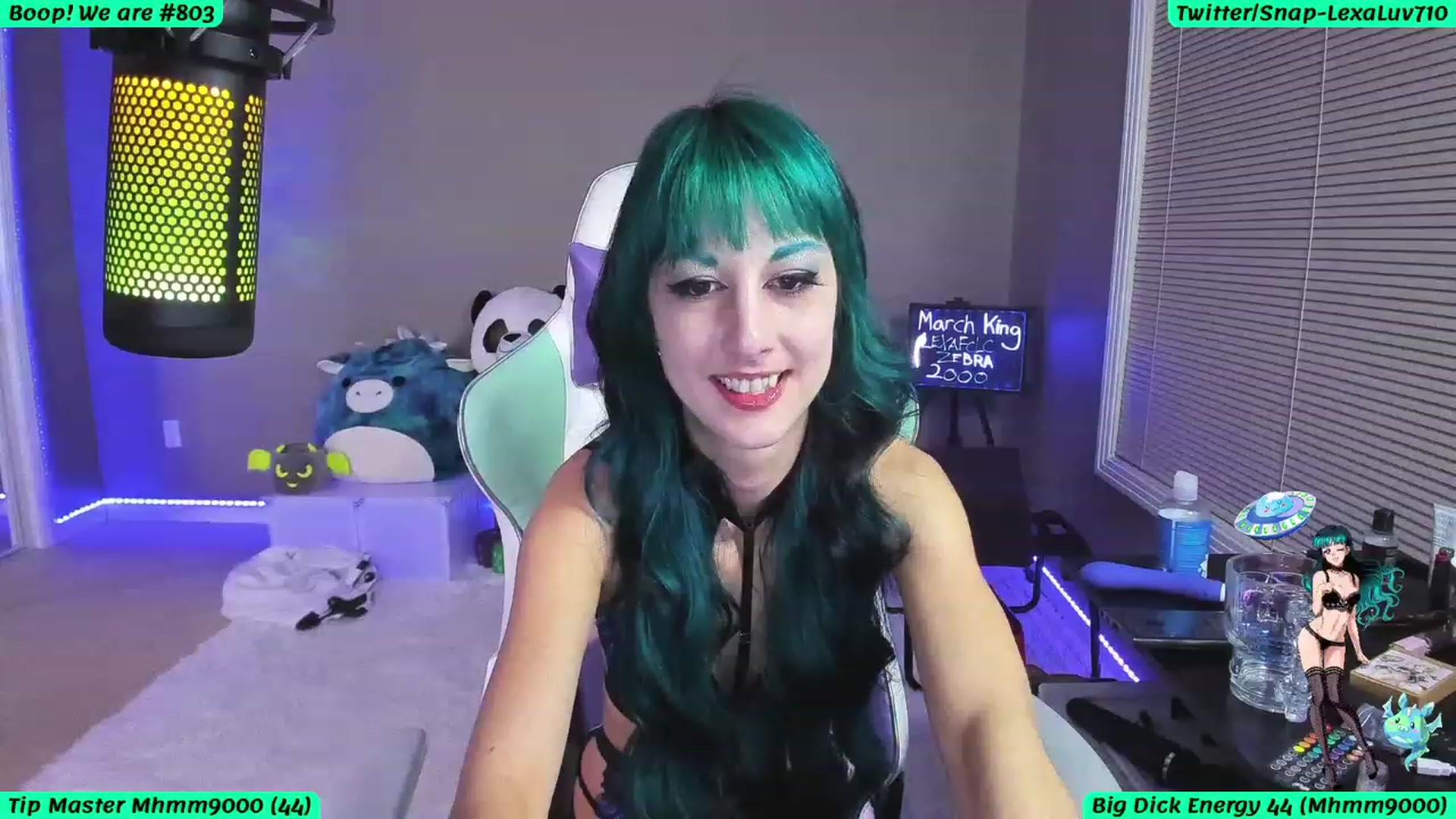 Gallery image thumbnail from LexaLuv's myfreecams stream on, 03/07/2023, 07:23 image 15 of 20