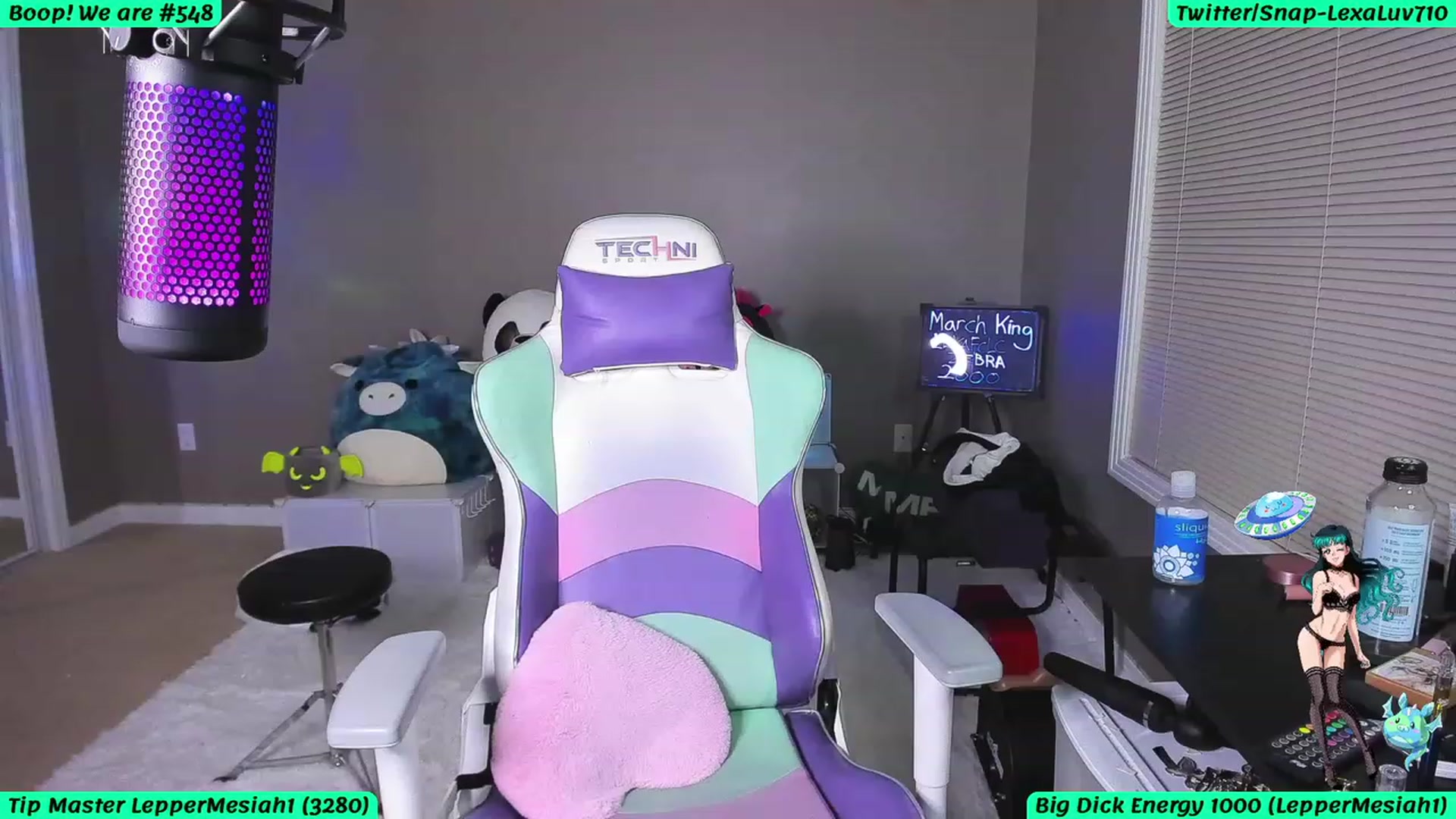 Gallery image thumbnail from LexaLuv's myfreecams stream on, 03/09/2023, 04:45 image 12 of 20