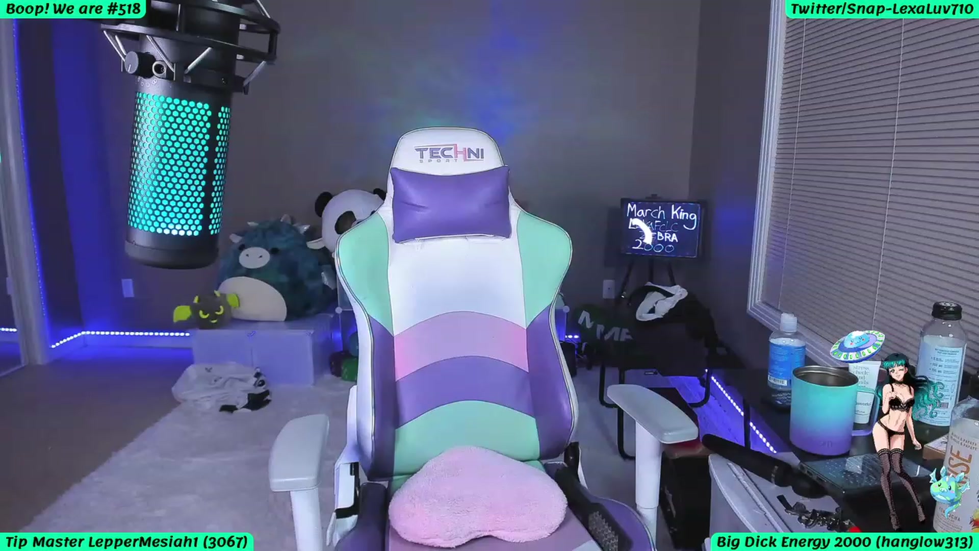 Gallery image thumbnail from LexaLuv's myfreecams stream on, 03/13/2023, 05:46 image 16 of 20