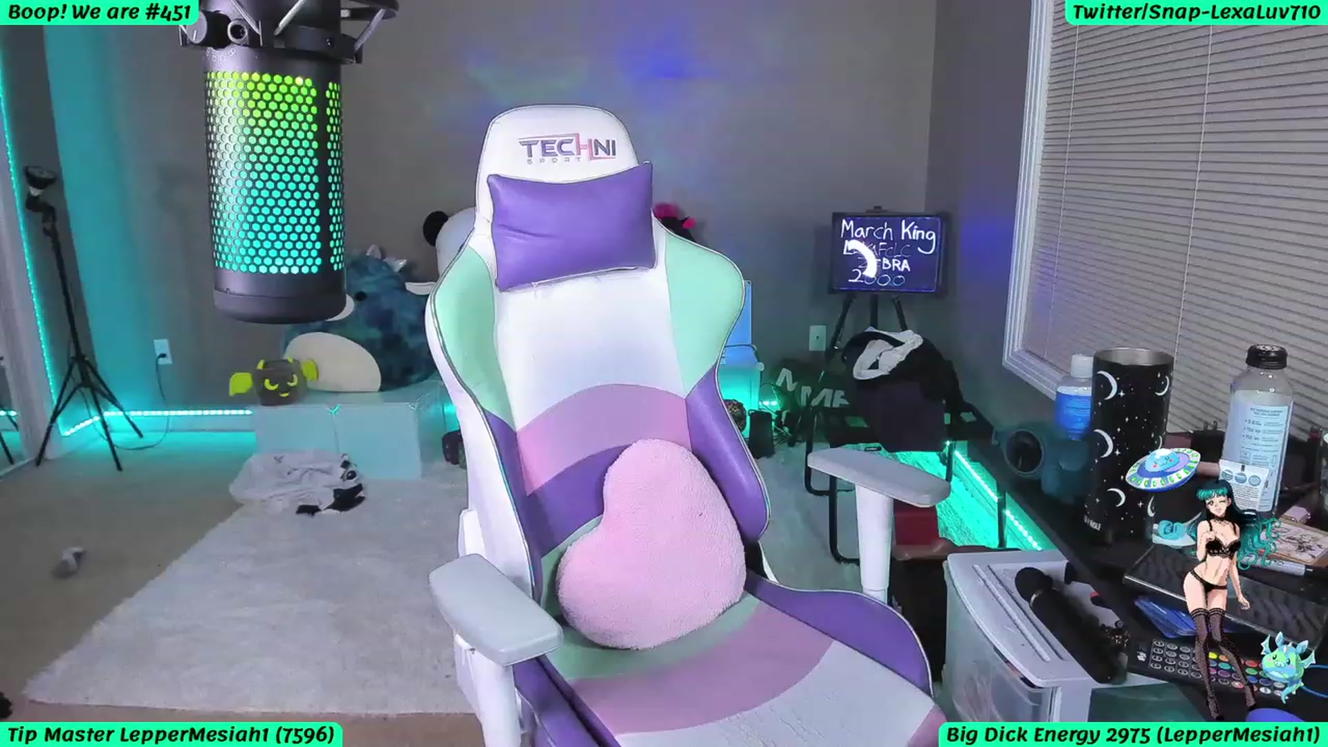 Gallery image thumbnail from LexaLuv's myfreecams stream on, 03/23/2023, 05:59 image 3 of 20