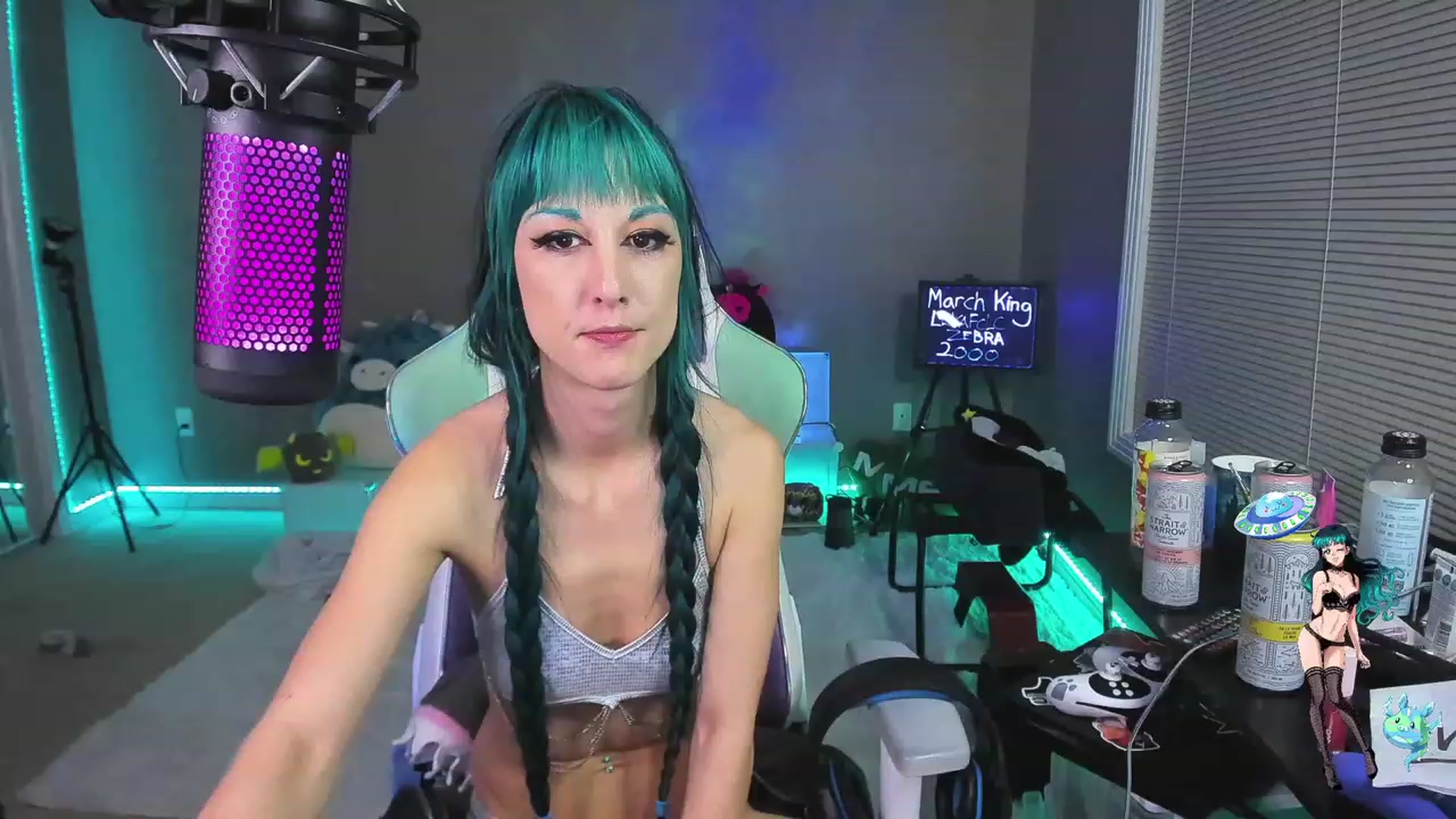 Gallery image thumbnail from LexaLuv's myfreecams stream on, 03/26/2023, 08:37 image 4 of 20