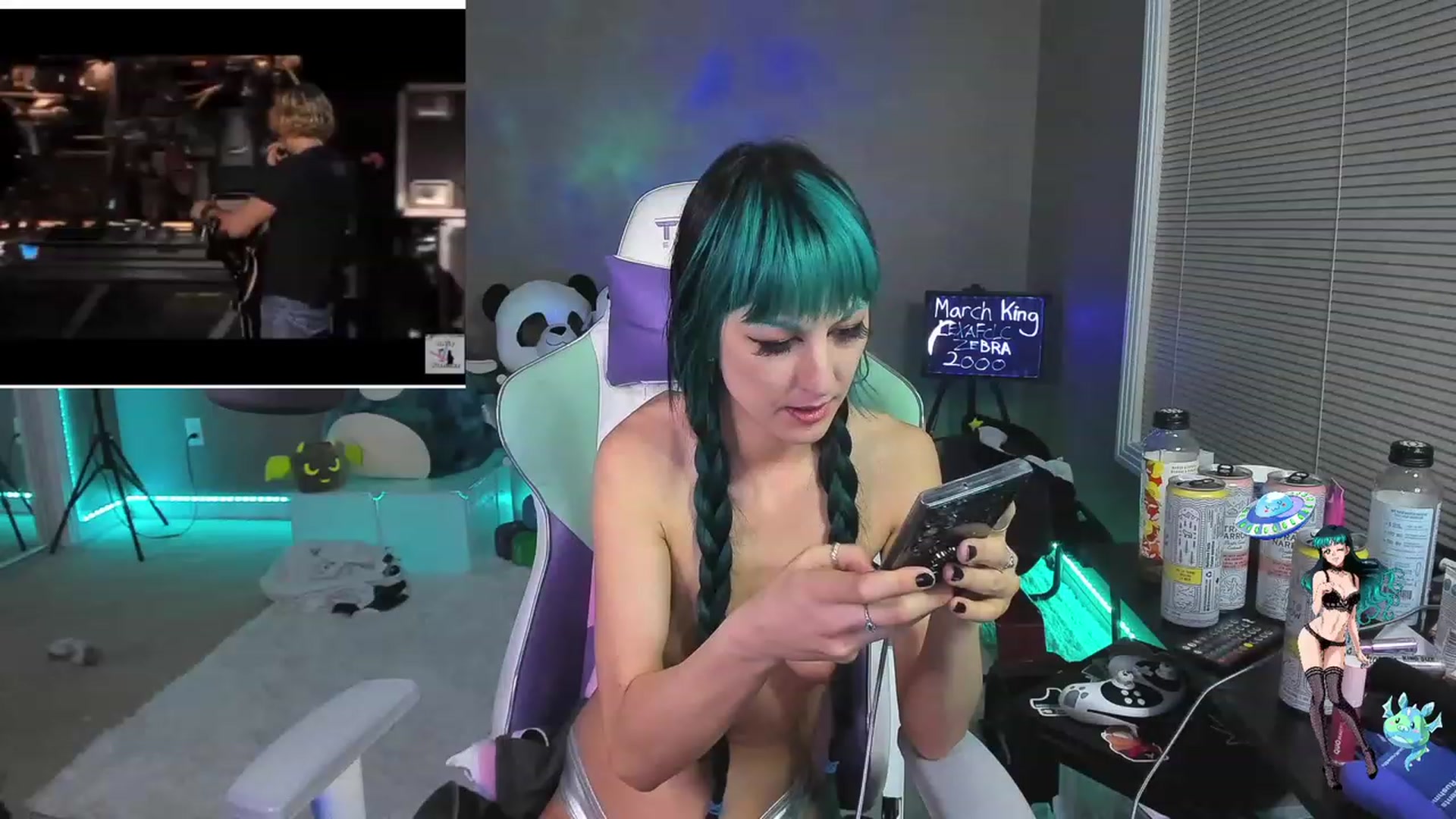 Gallery image thumbnail from LexaLuv's myfreecams stream on, 03/26/2023, 08:37 image 19 of 20