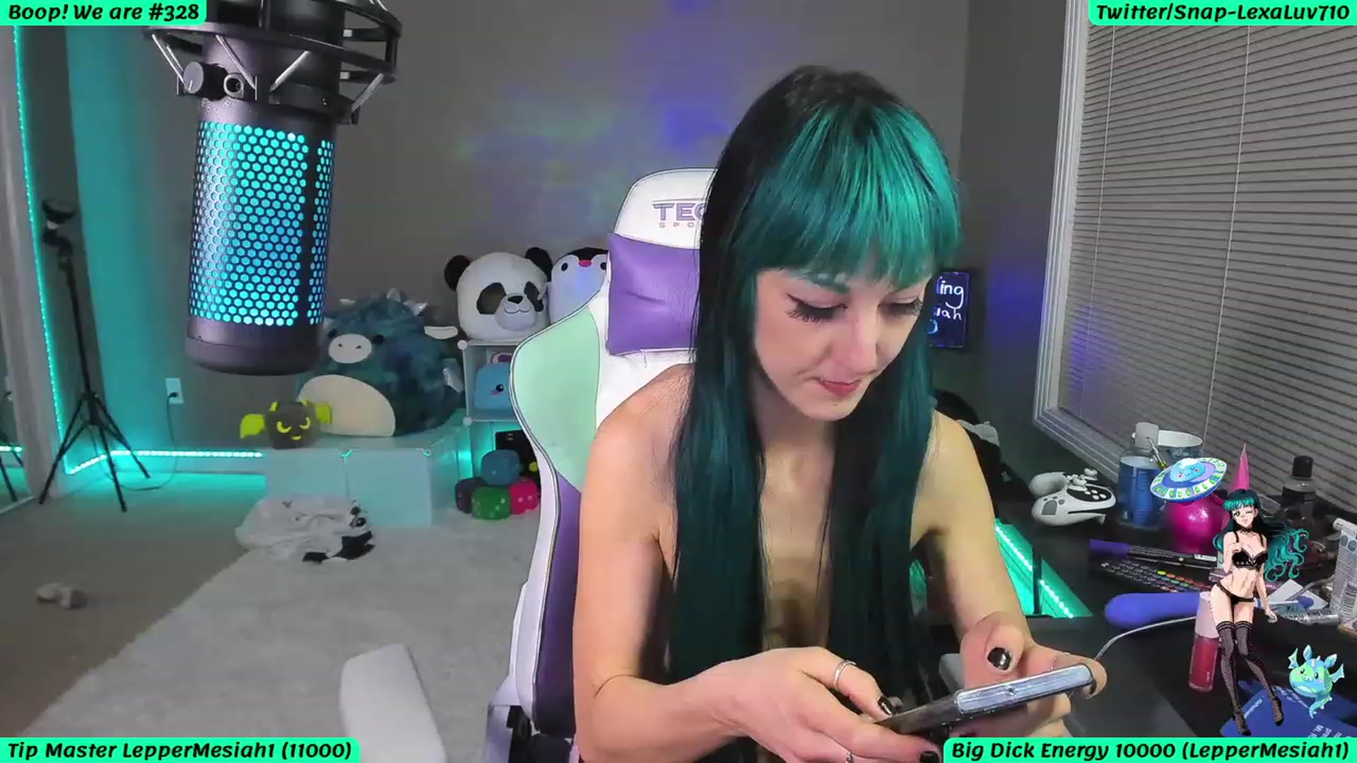 Gallery image thumbnail from LexaLuv's myfreecams stream on, 03/28/2023, 03:28 image 15 of 20