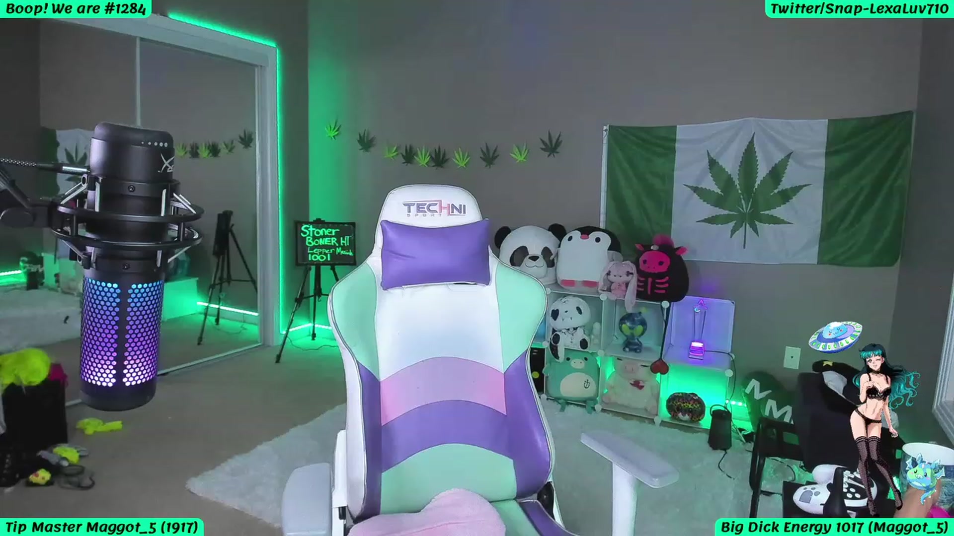Gallery image thumbnail from LexaLuv's myfreecams stream on, 04/08/2023, 06:03 image 11 of 20