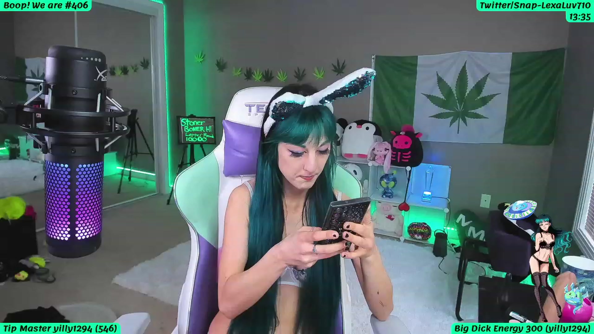 Gallery image thumbnail from LexaLuv's myfreecams stream on, 04/10/2023, 02:27 image 11 of 20