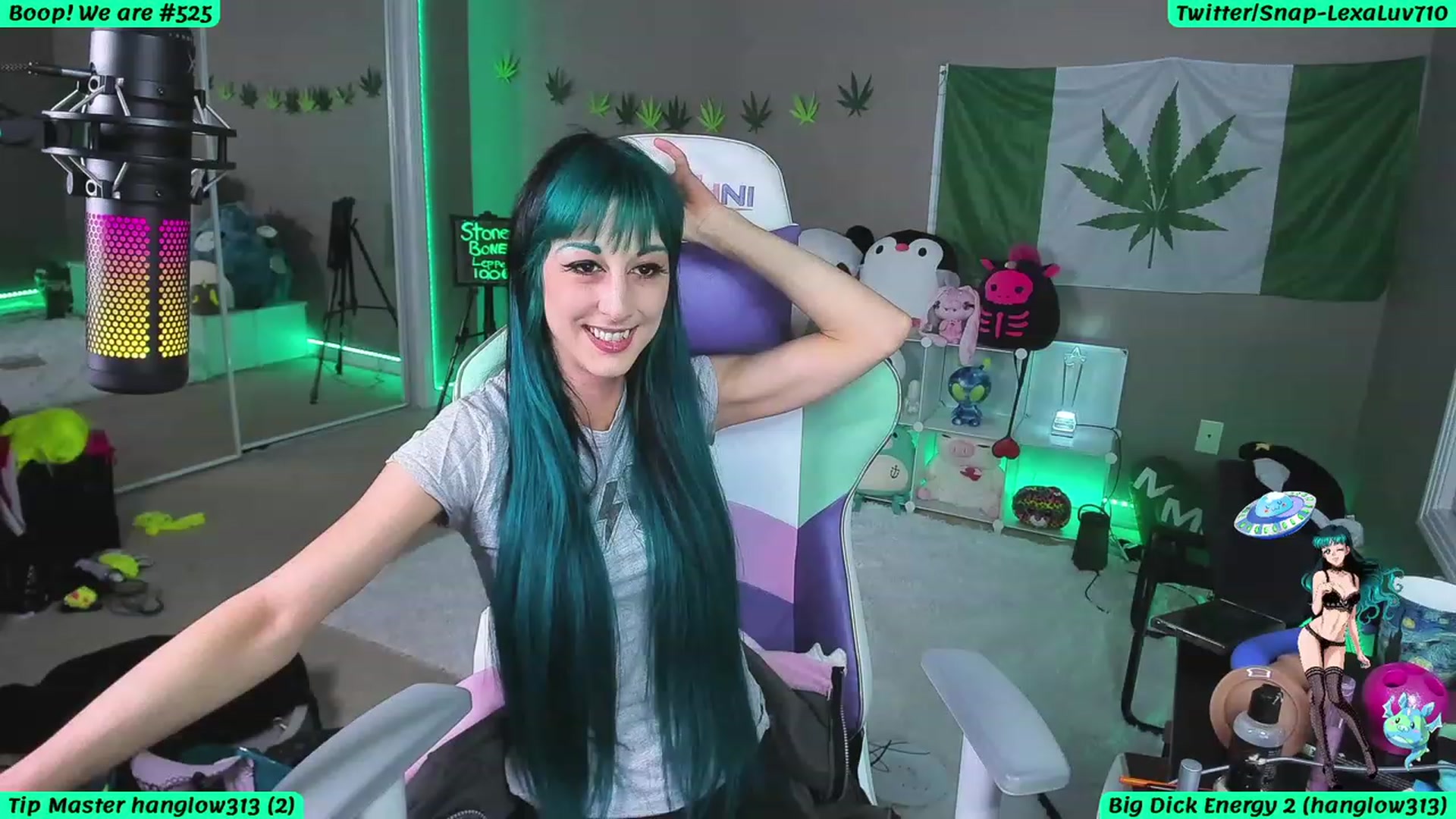 Gallery image thumbnail from LexaLuv's myfreecams stream on, 04/13/2023, 04:01 image 4 of 20