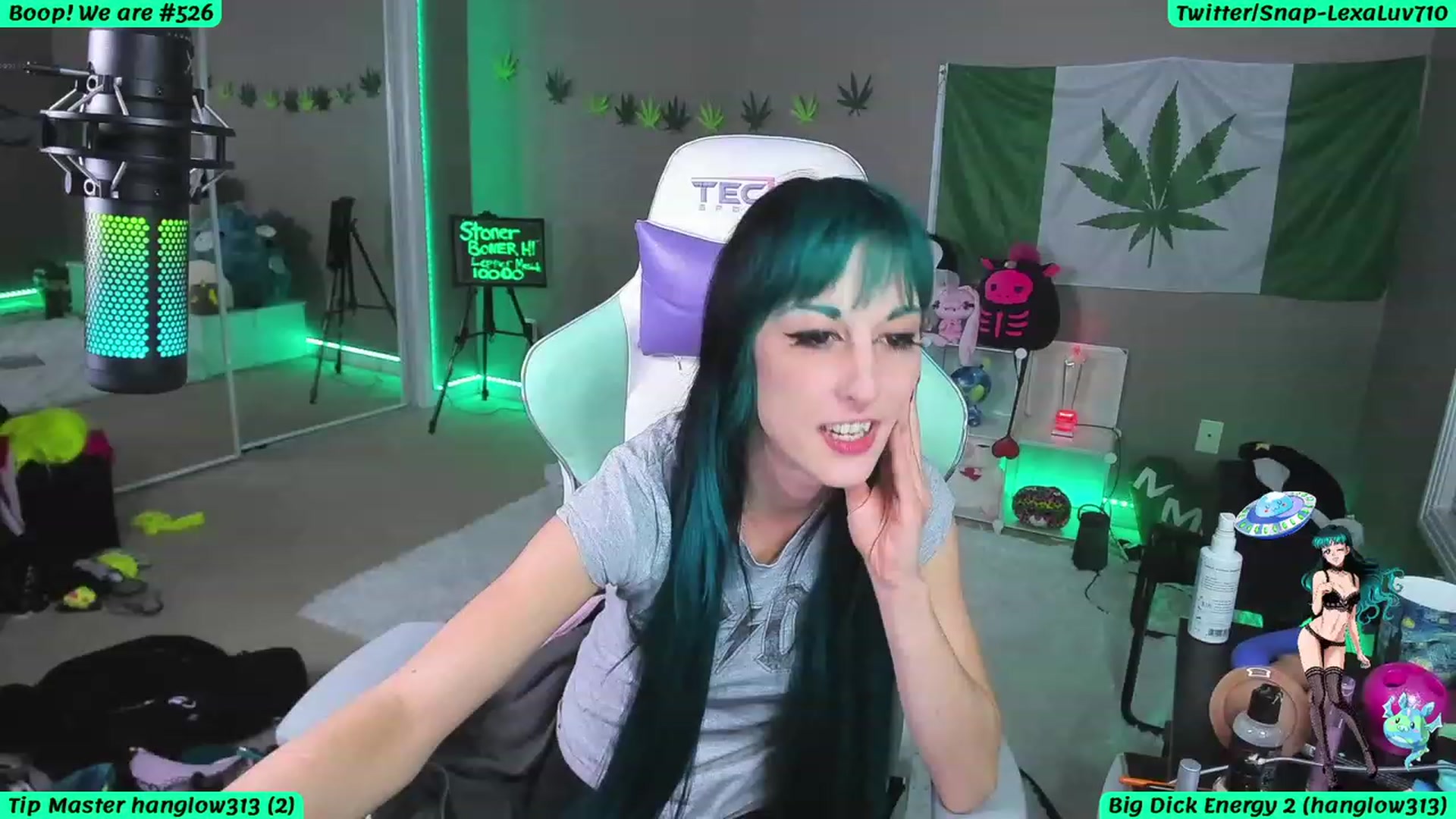 Gallery image thumbnail from LexaLuv's myfreecams stream on, 04/13/2023, 04:01 image 11 of 20