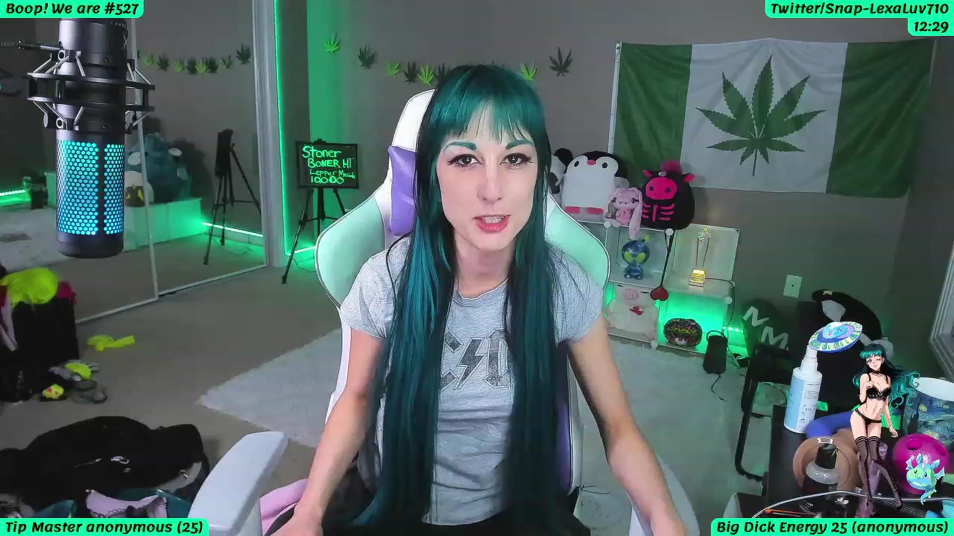 Gallery image thumbnail from LexaLuv's myfreecams stream on, 04/13/2023, 04:01 image 18 of 20