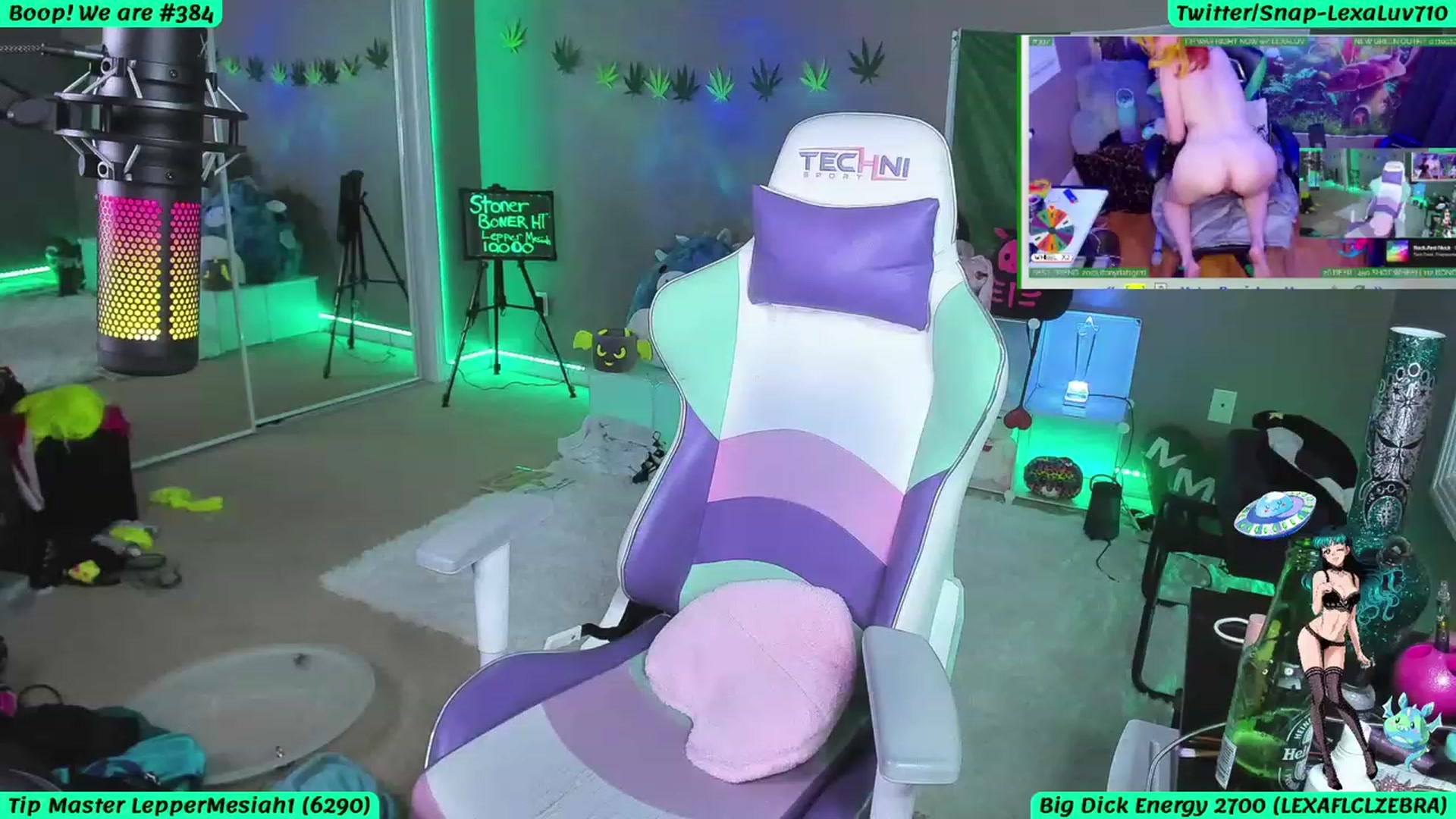 Gallery image thumbnail from LexaLuv's myfreecams stream on, 04/16/2023, 06:16 image 16 of 20