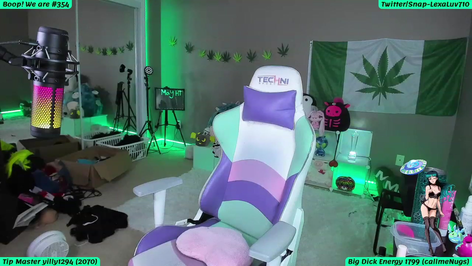 Gallery image thumbnail from LexaLuv's myfreecams stream on, 05/02/2023, 06:13 image 20 of 20