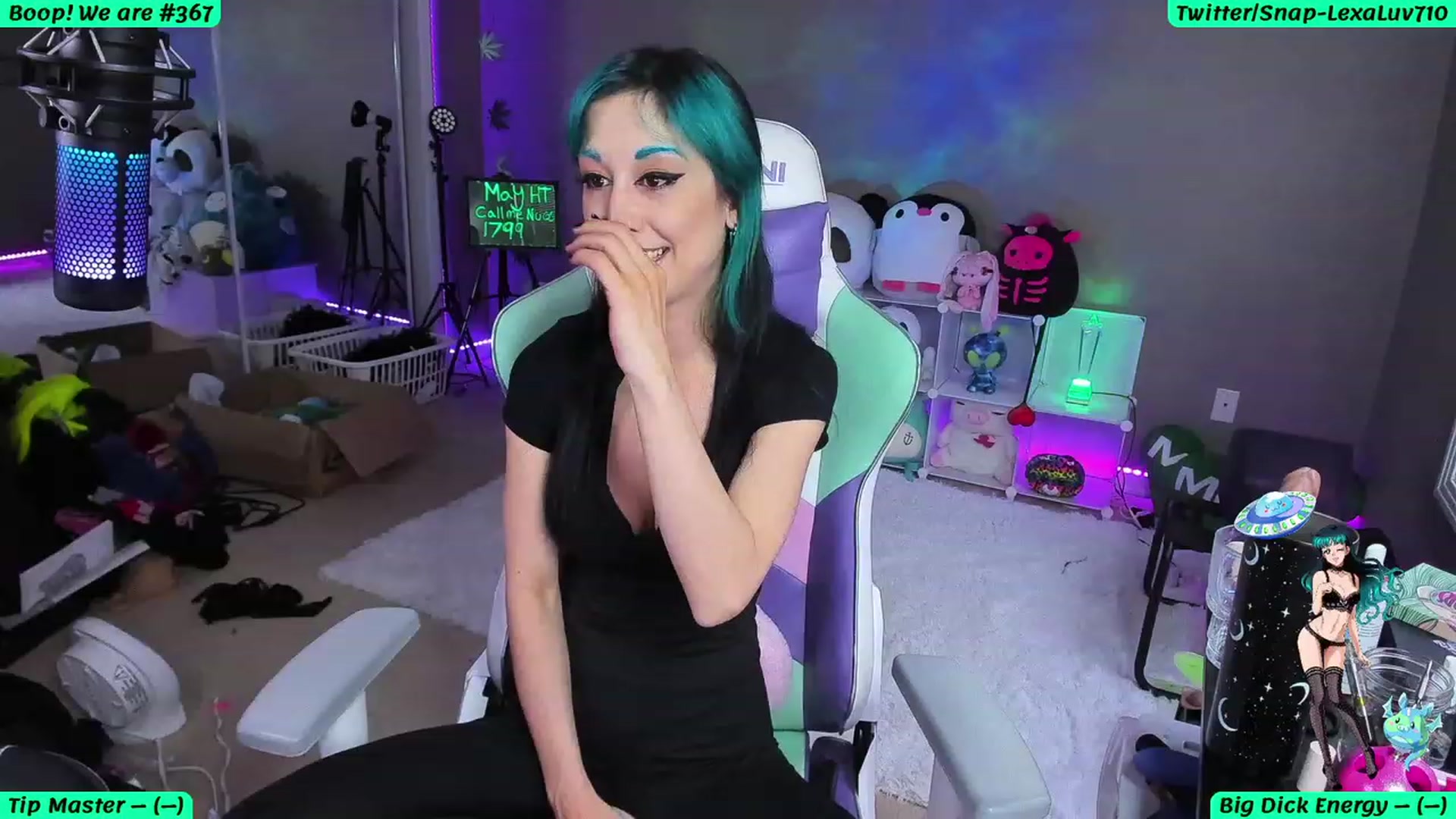 Gallery image thumbnail from LexaLuv's myfreecams stream on, 05/09/2023, 04:28 image 3 of 20