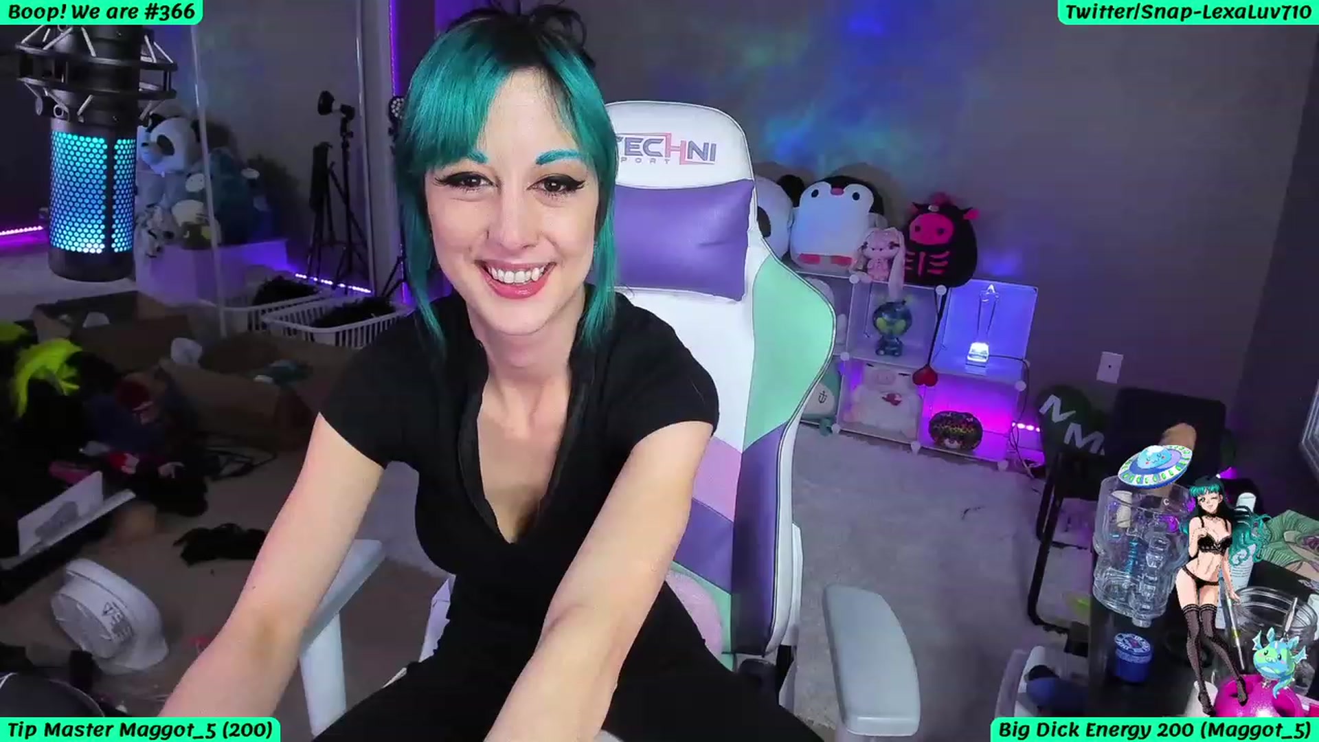 Gallery image thumbnail from LexaLuv's myfreecams stream on, 05/09/2023, 04:28 image 12 of 20