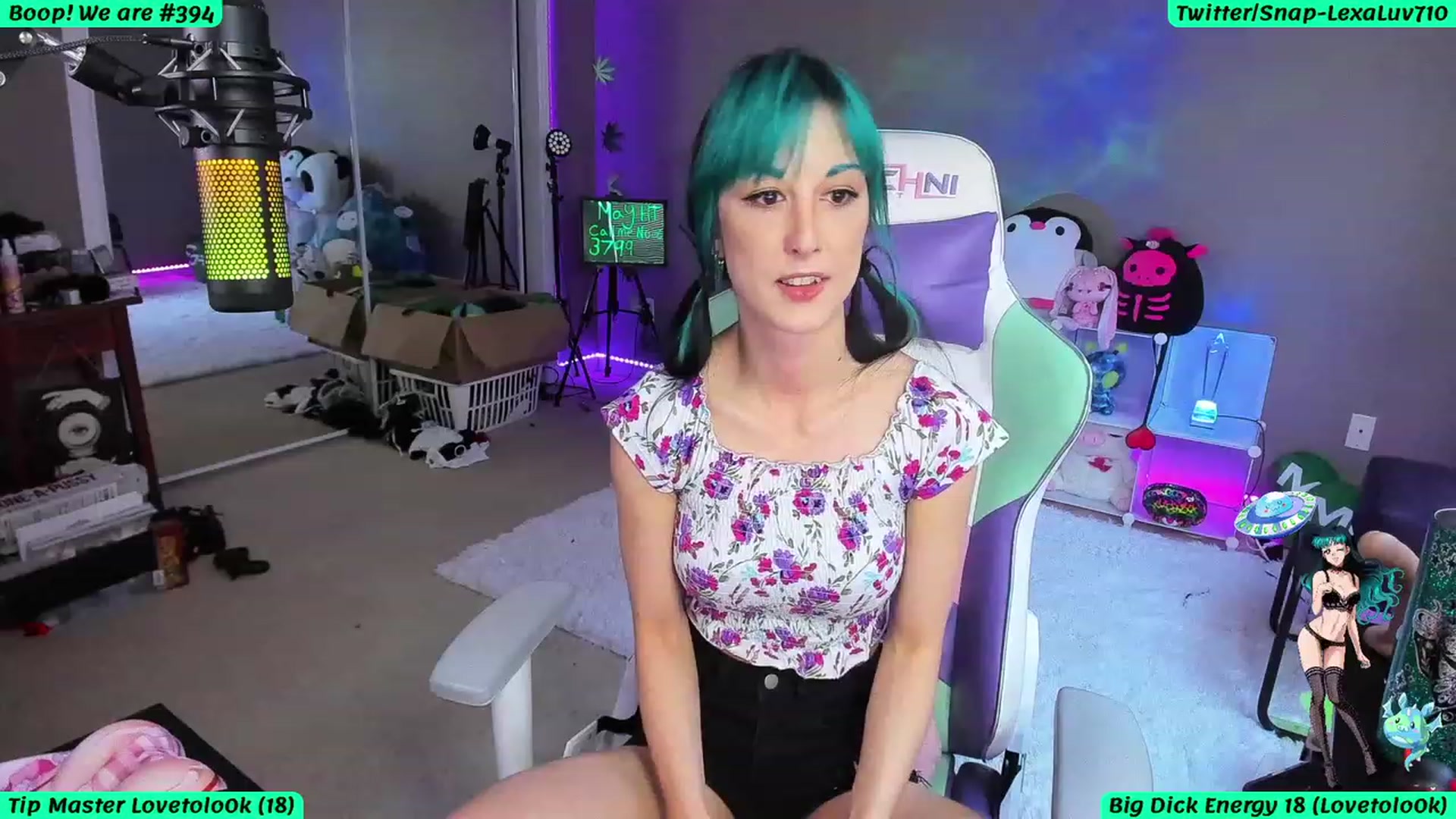 Gallery image thumbnail from LexaLuv's myfreecams stream on, 05/15/2023, 02:52 image 10 of 20