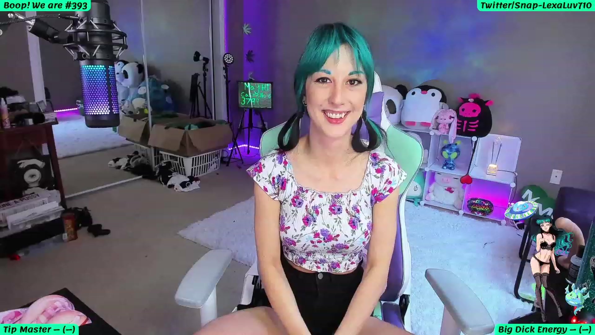 Gallery image thumbnail from LexaLuv's myfreecams stream on, 05/15/2023, 02:52 image 1 of 20