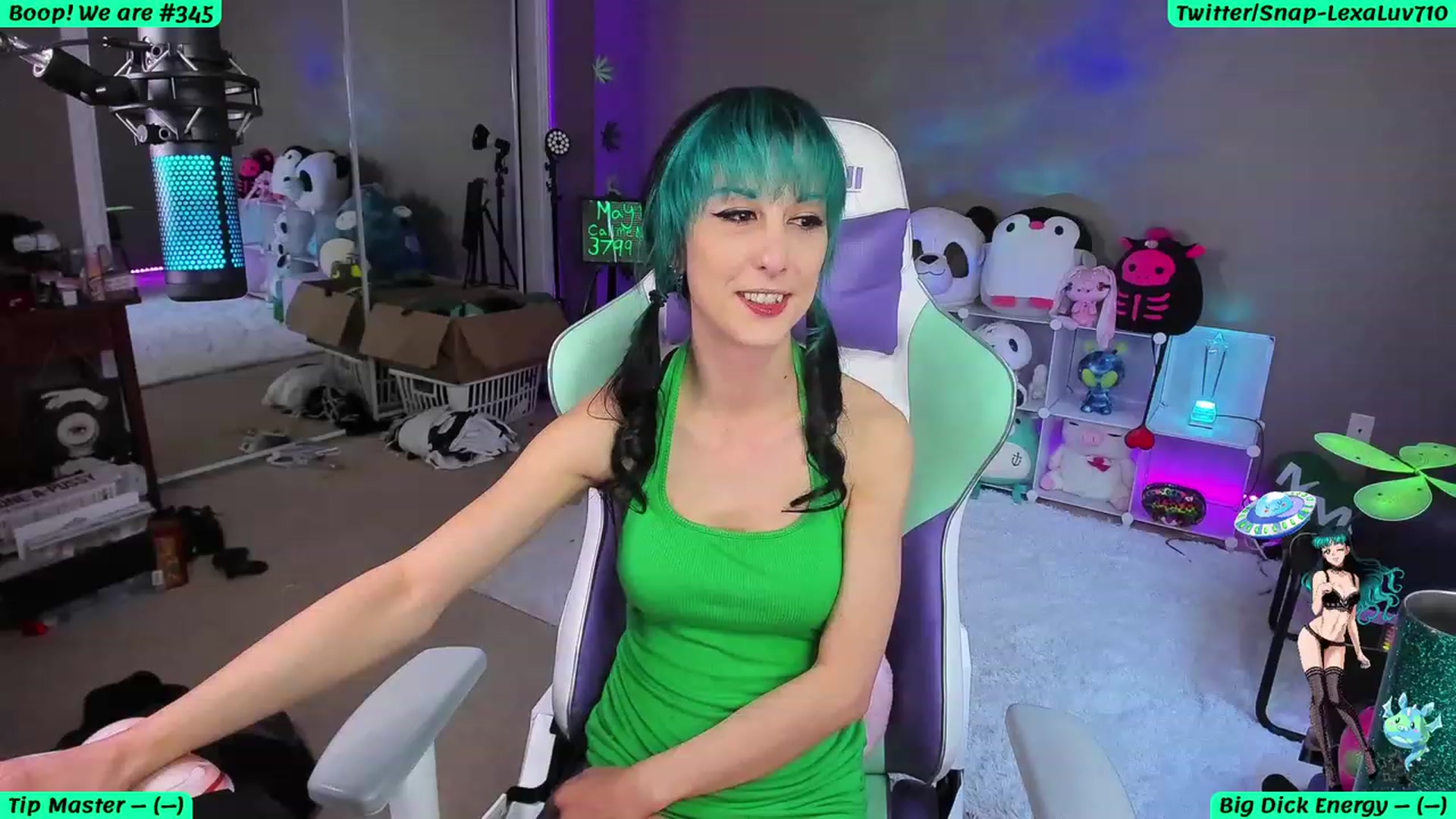 Gallery image thumbnail from LexaLuv's myfreecams stream on, 05/16/2023, 03:06 image 1 of 20