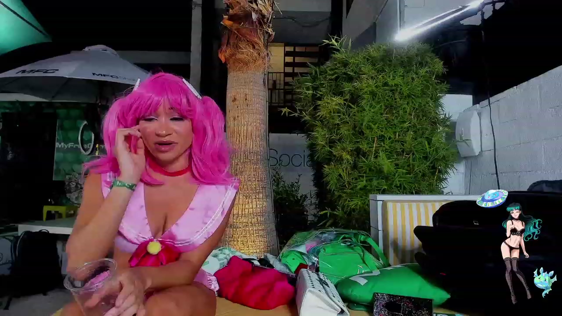 Gallery image thumbnail from LexaLuv's myfreecams stream on, 05/25/2023, 06:25 image 6 of 20