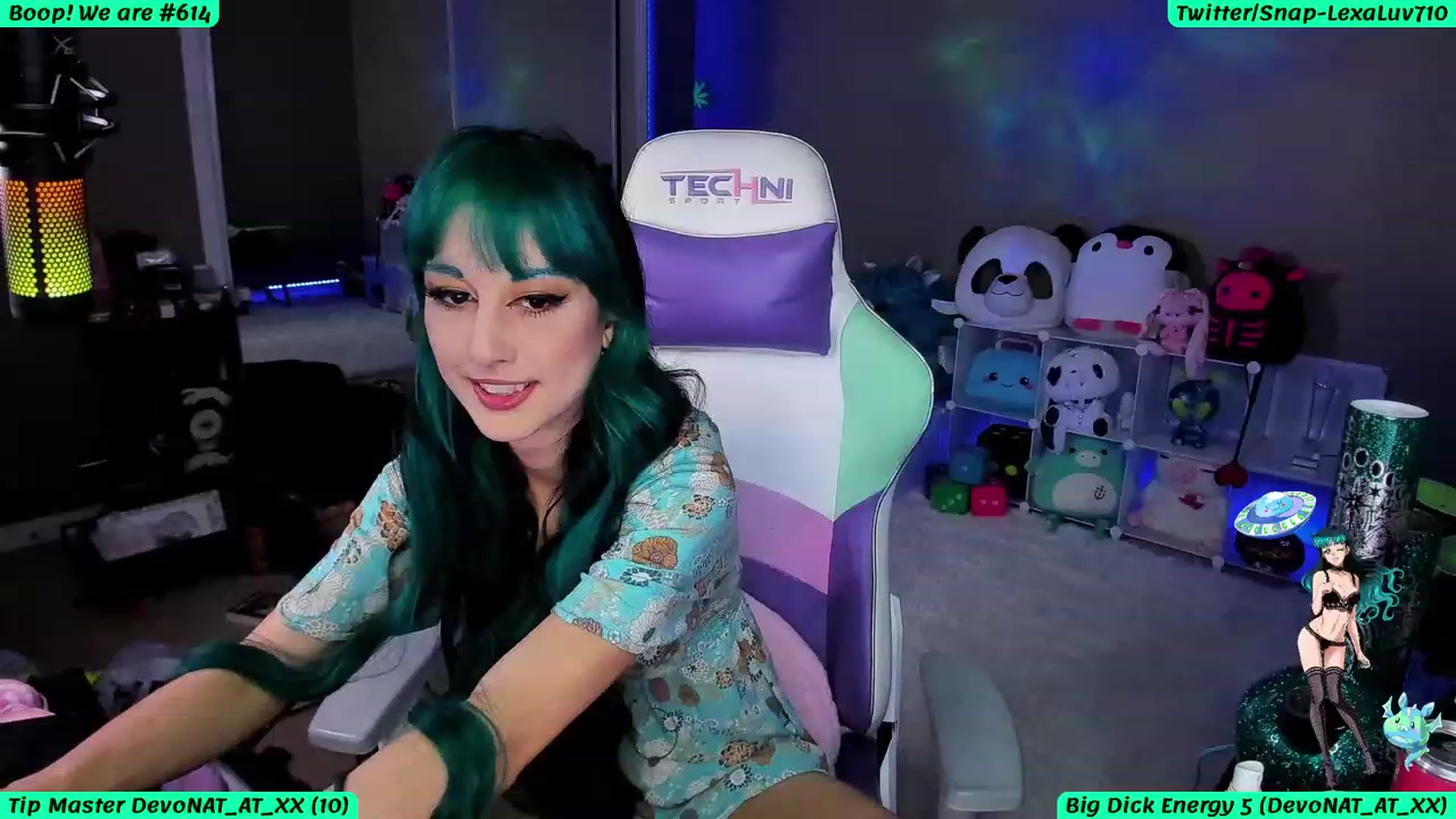 Gallery image thumbnail from LexaLuv's myfreecams stream on, 06/13/2023, 05:20 image 10 of 20