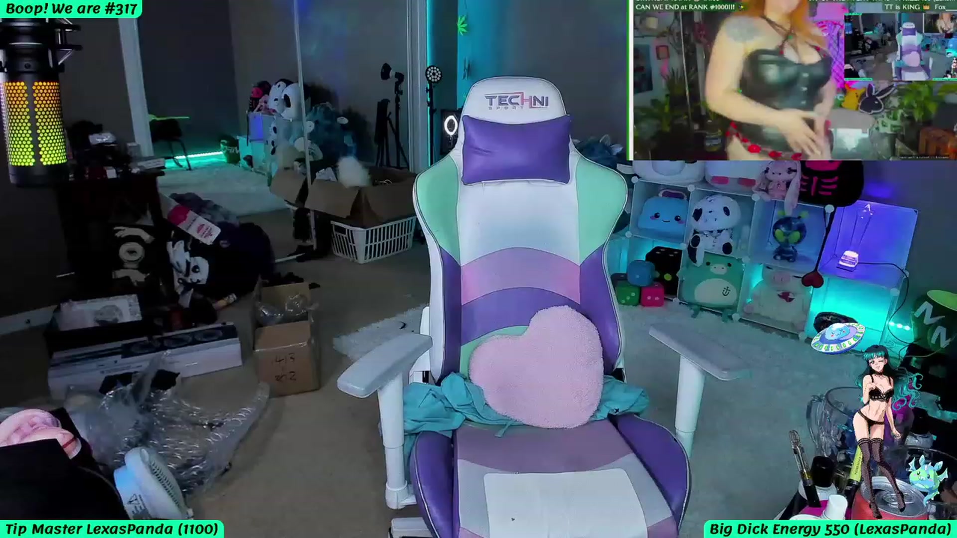 Gallery image thumbnail from LexaLuv's myfreecams stream on, 07/01/2023, 05:48 image 7 of 20