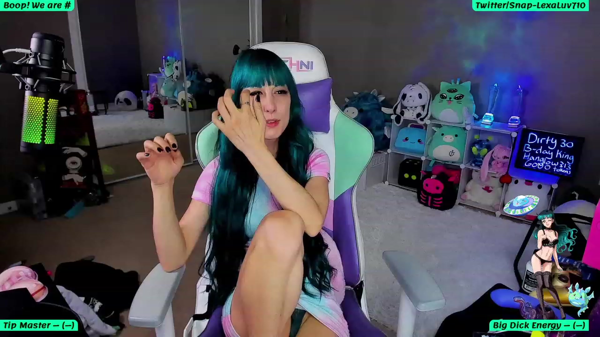 Gallery image thumbnail from LexaLuv's myfreecams stream on, 08/03/2023, 03:03 image 9 of 20