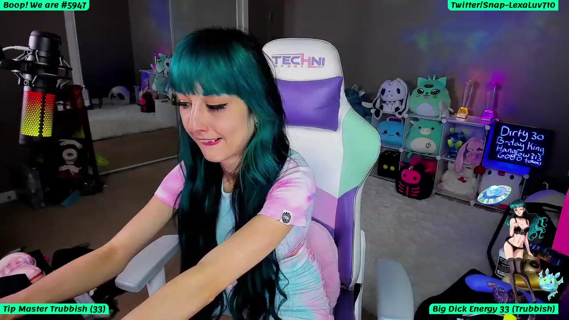 Gallery image thumbnail from LexaLuv's myfreecams stream on, 08/03/2023, 05:09 image 3 of 20