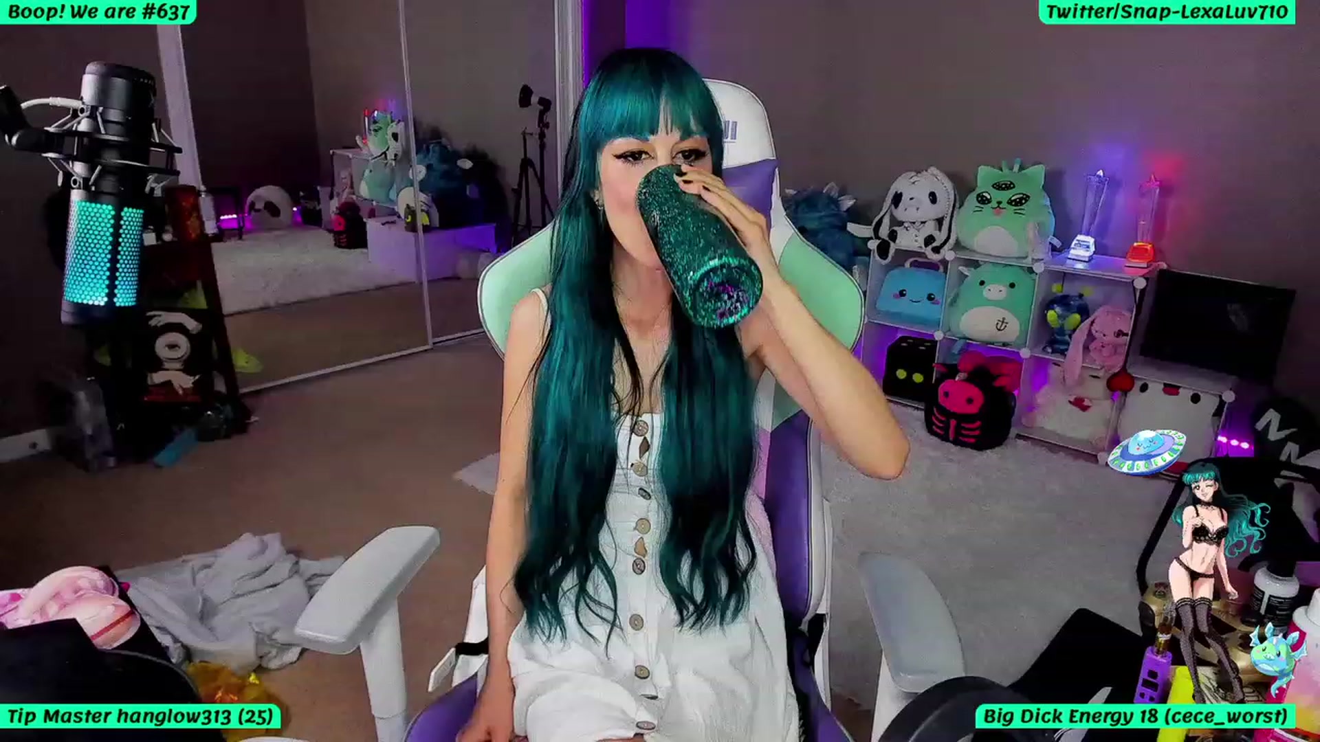 Gallery image thumbnail from LexaLuv's myfreecams stream on, 08/07/2023, 04:46 image 6 of 20